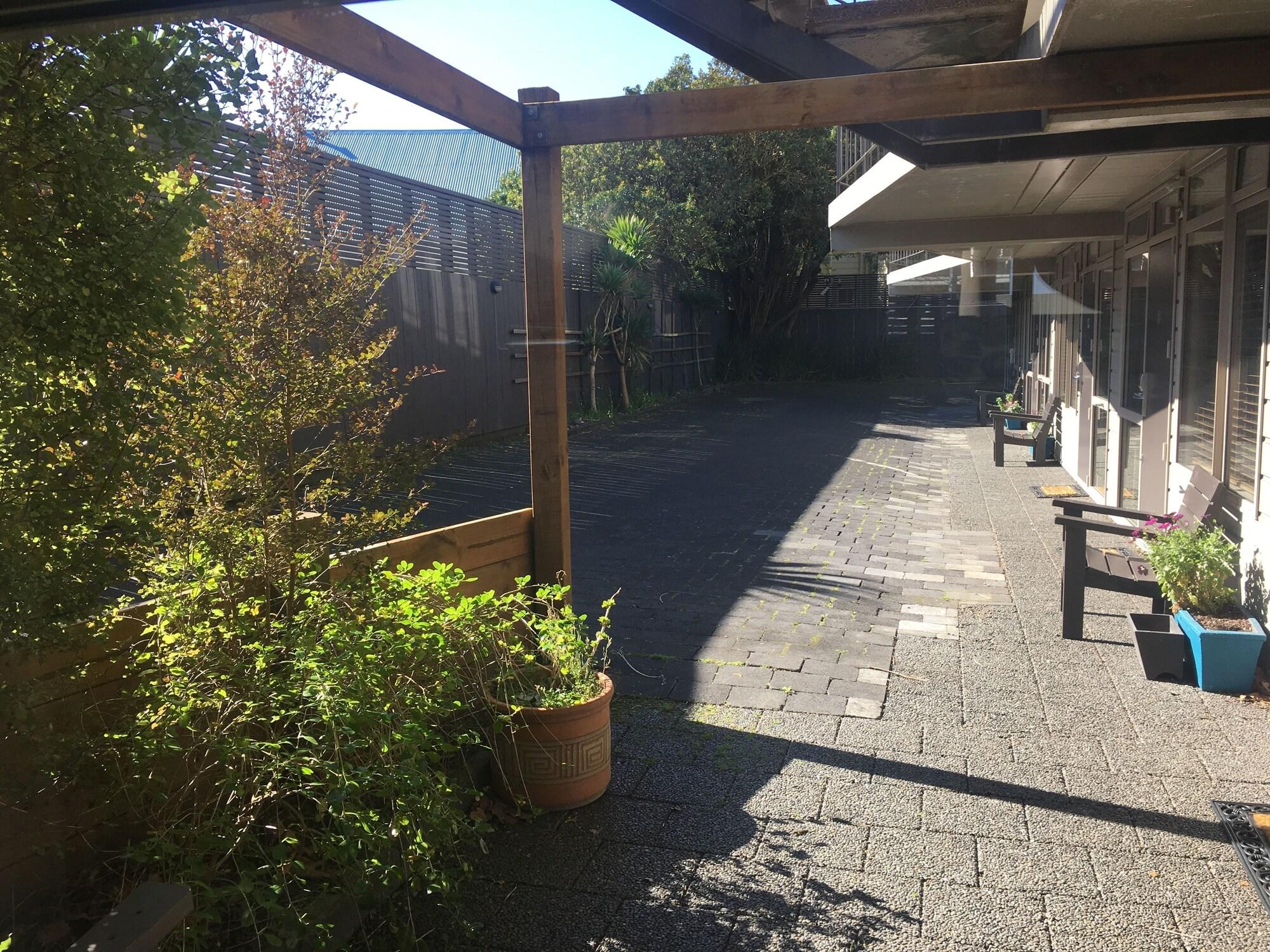 Abaco On Jervois by null