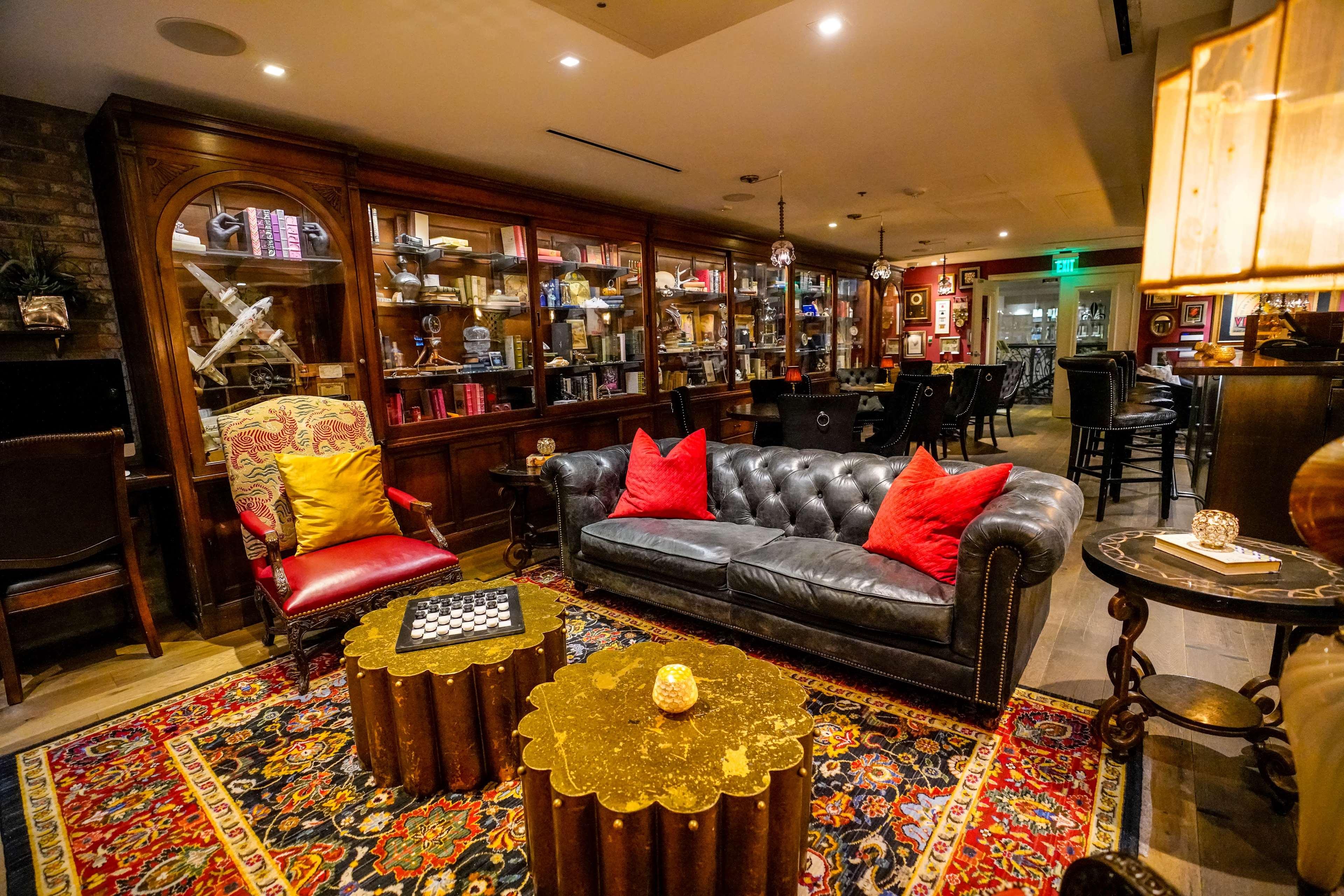 The Ivey's Hotel by null