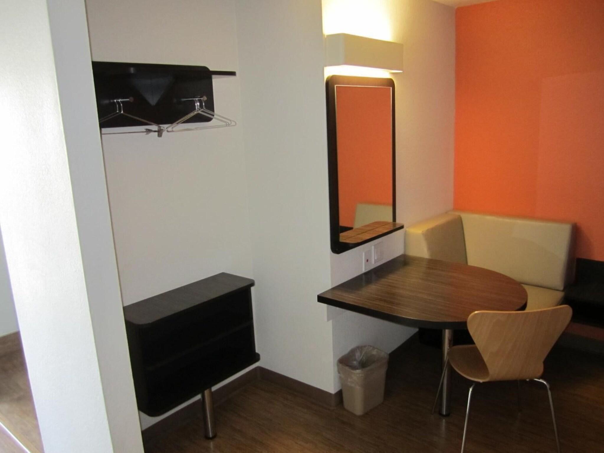 Motel 6 Anaheim Ca