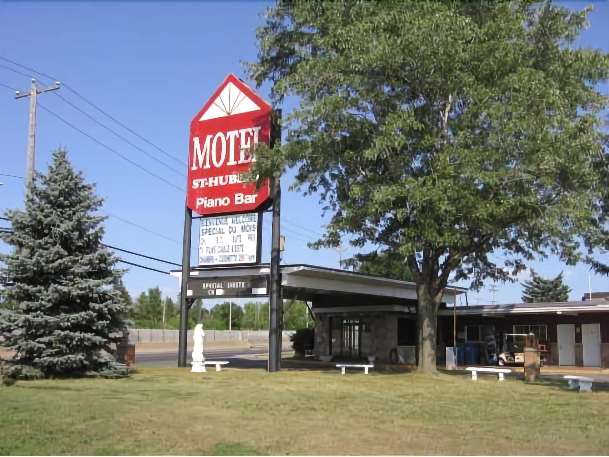 Motel Saint-Hubert image