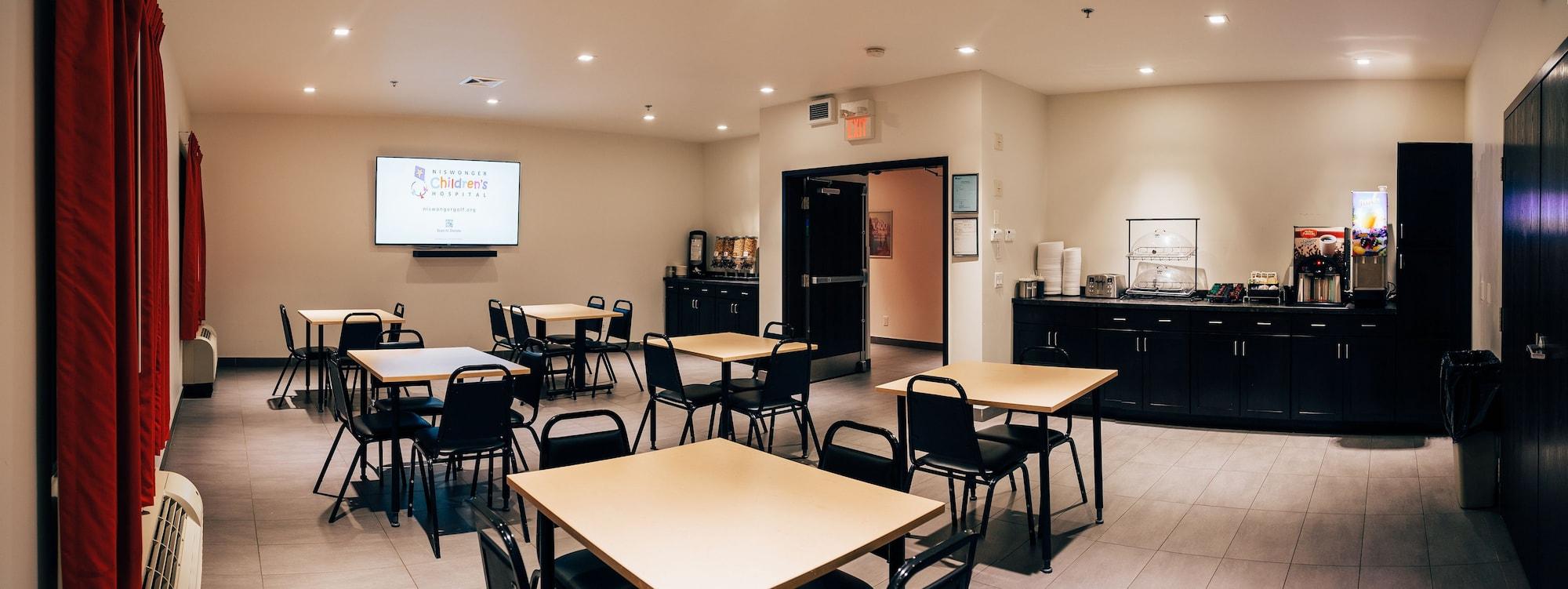 Motel 6 Airdrie Ab