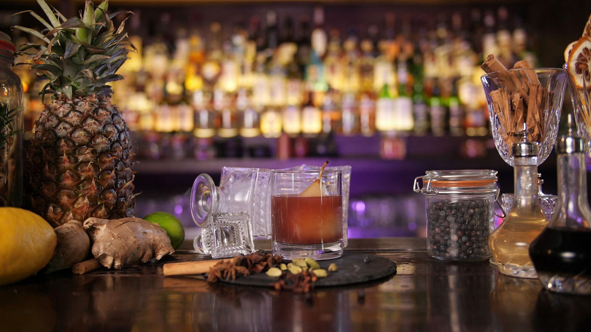 Hotel Coronation by null