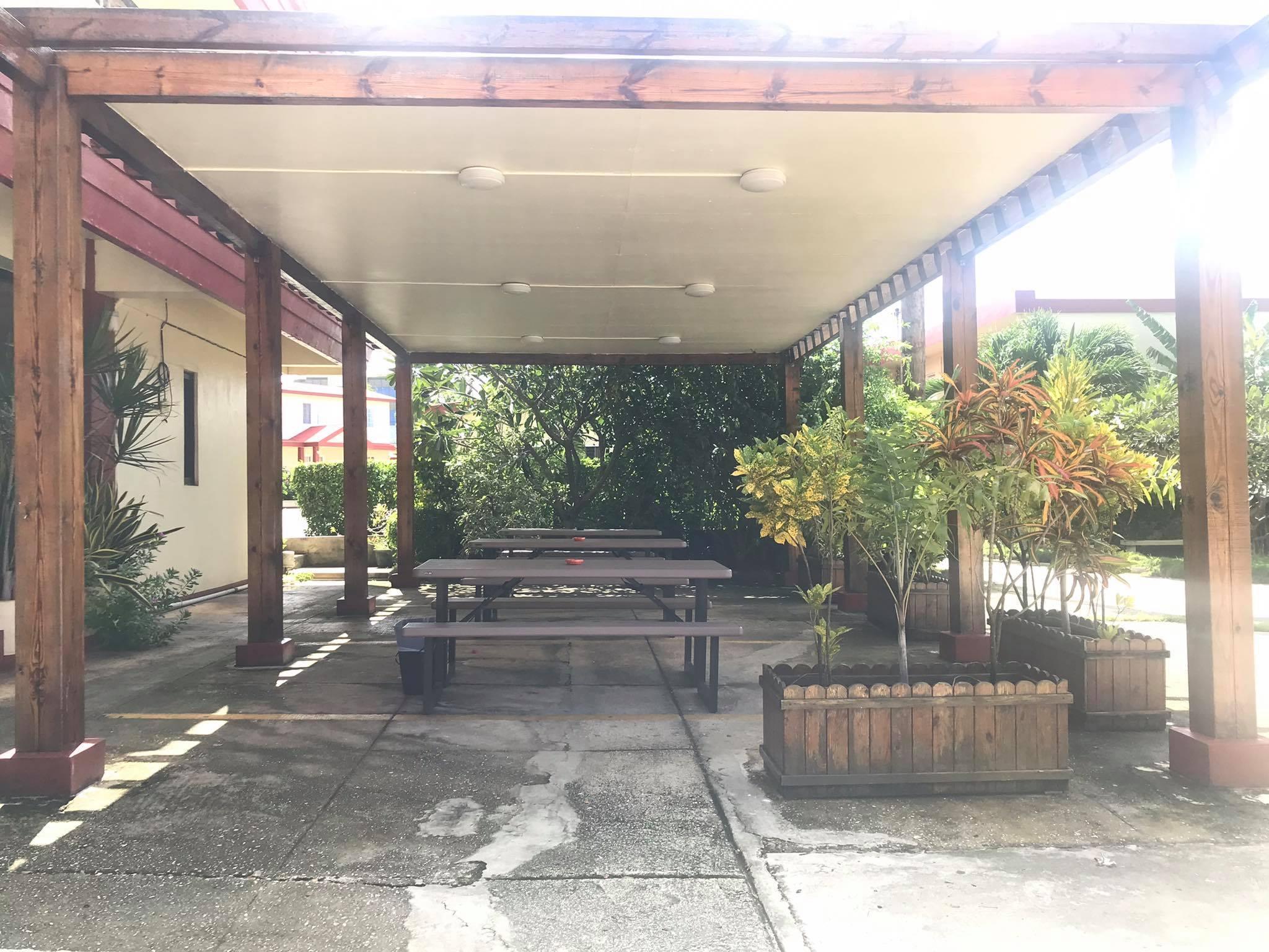 Beach Garden Manor