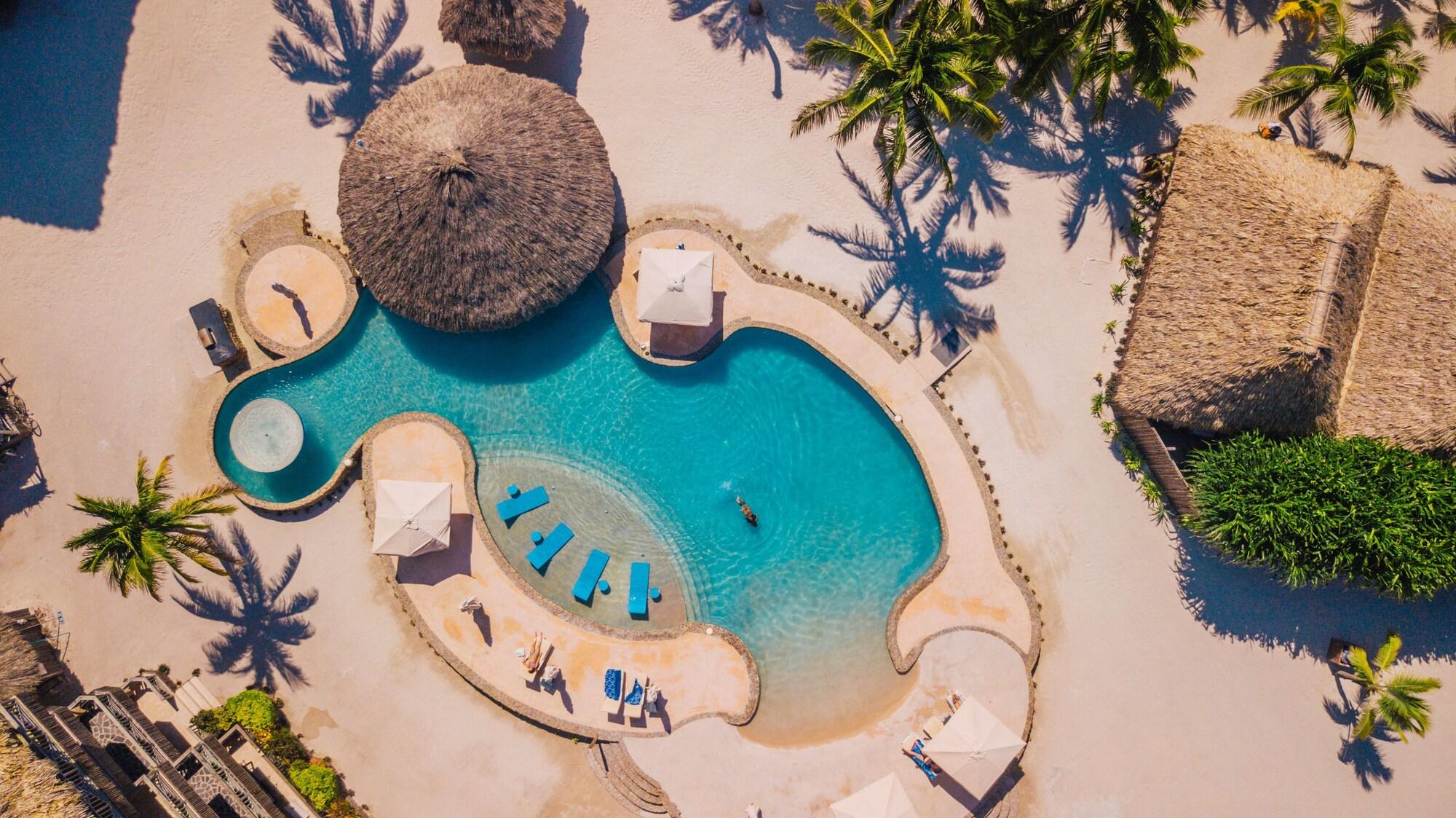 Captain Morgan's Retreat by null