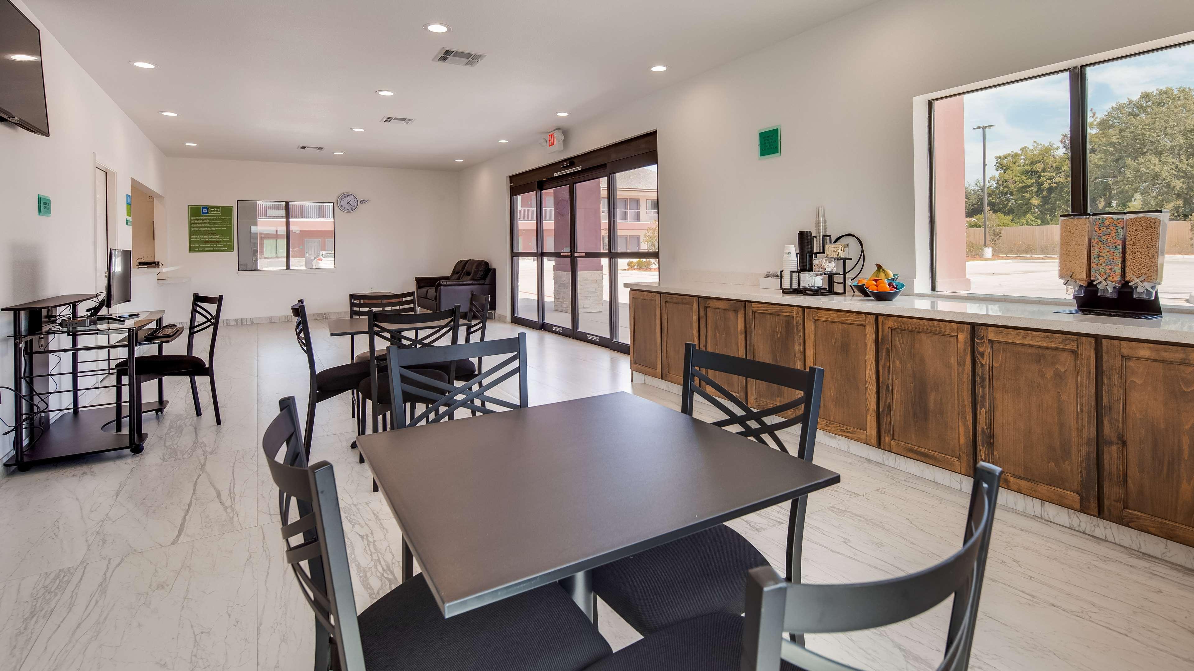 Surestay Hotel By Best Western Baytown