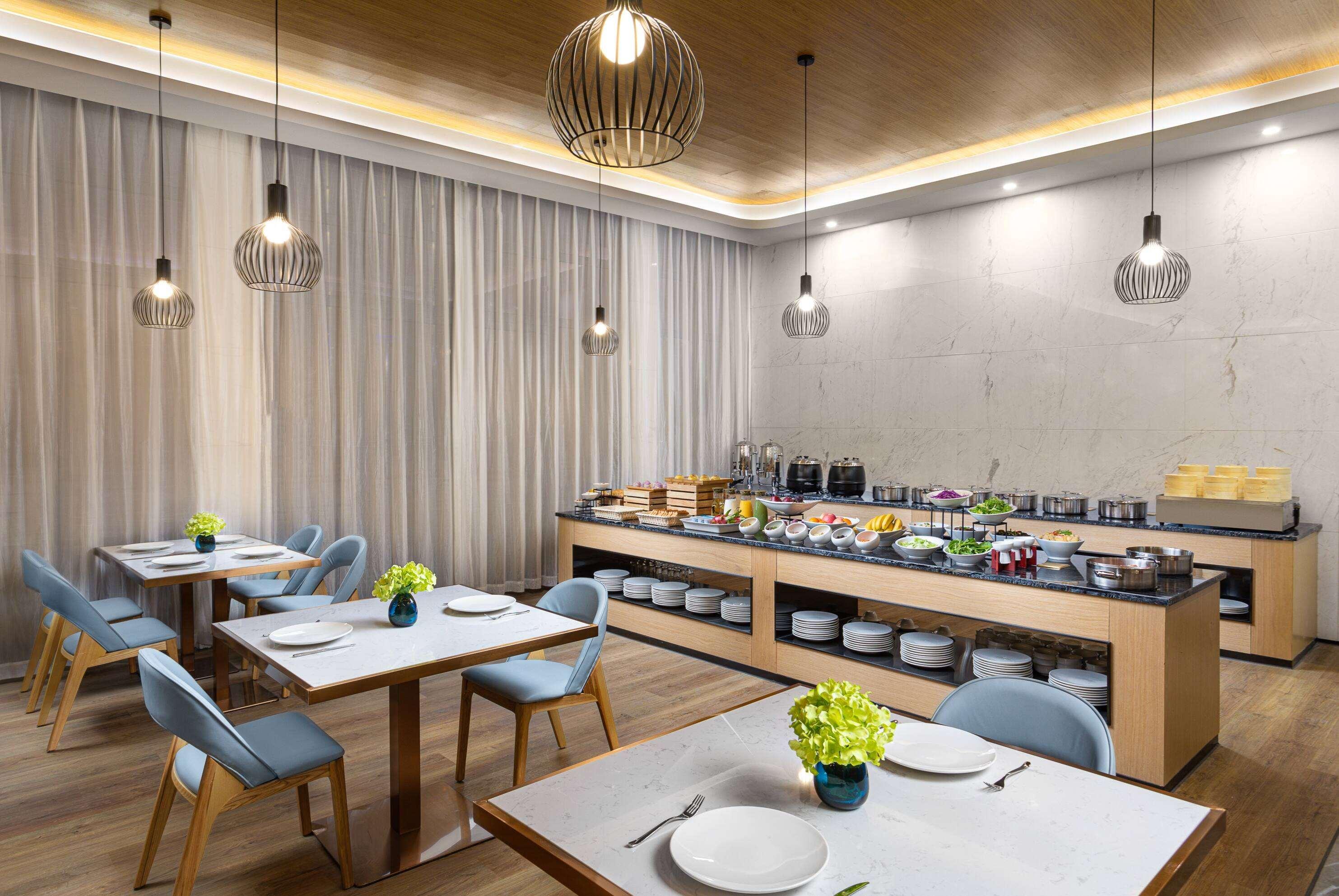 Microtel by Wyndham Hangzhou