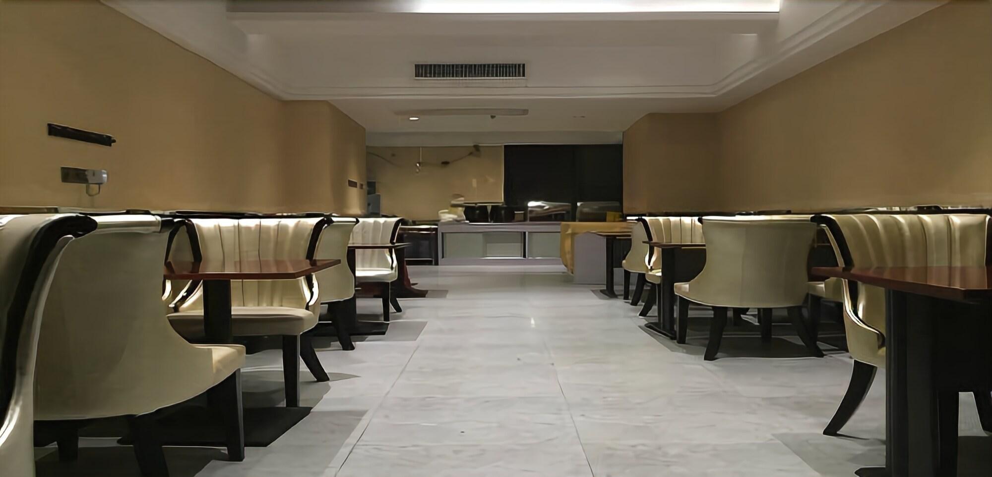 Junfu Hotel