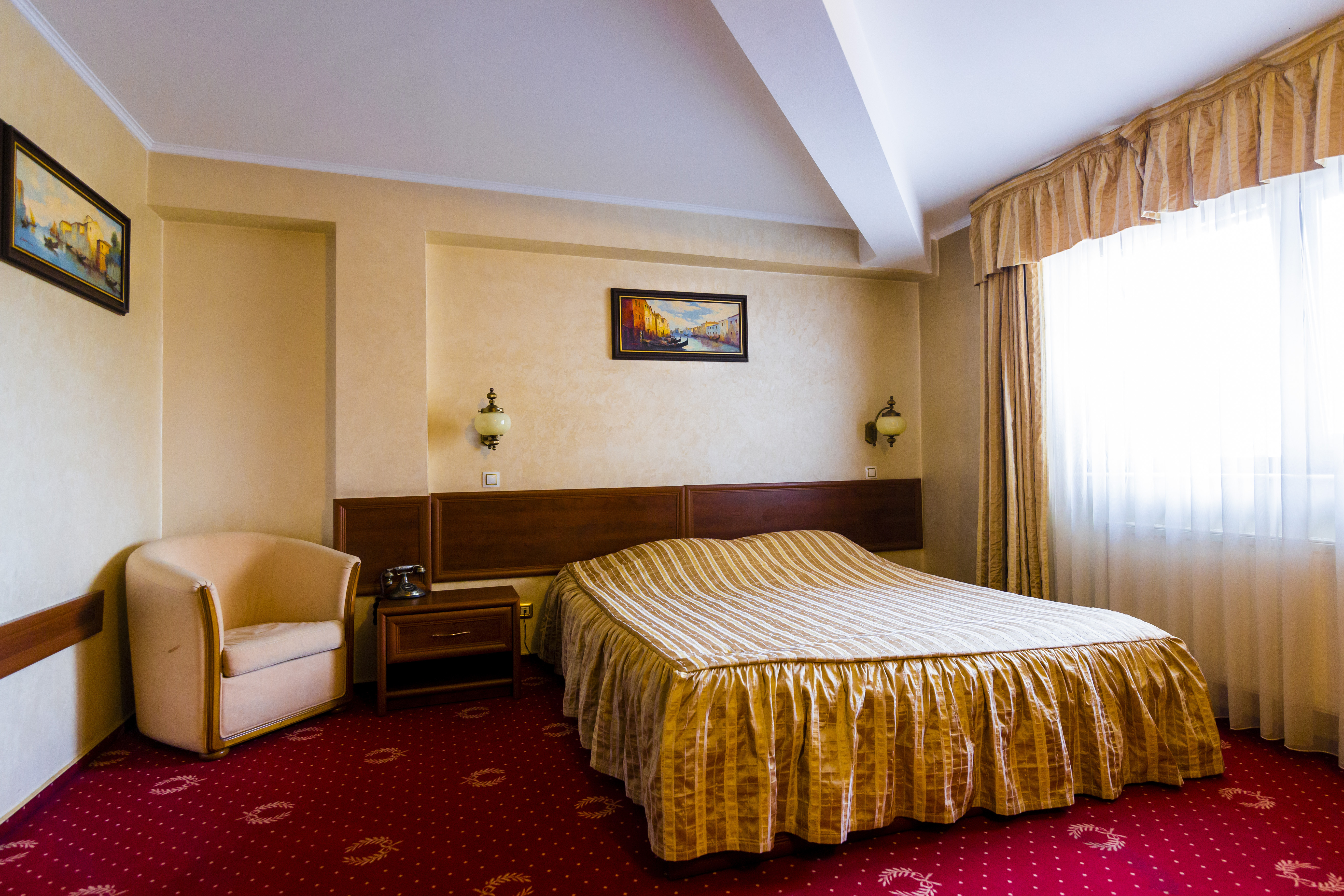 Hotel Golden House