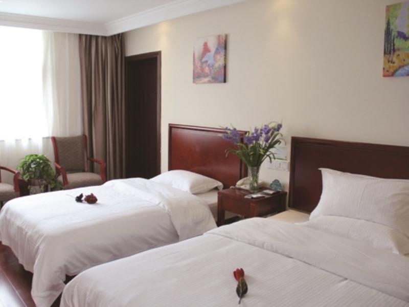 Greentree Inn Taizhou Xinghua Zhangguo Bus Station