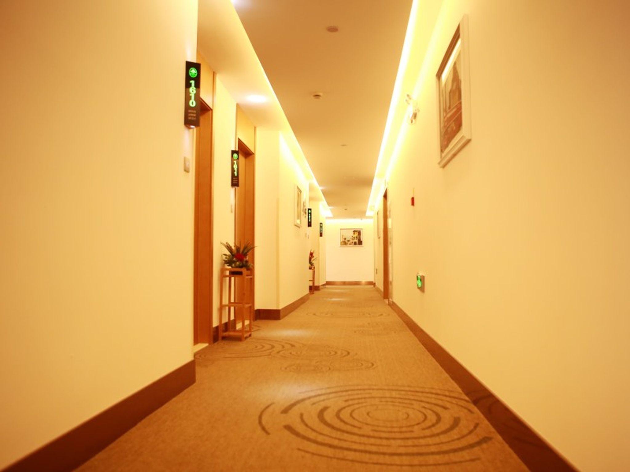 Greentree Inn Huzhou Zhili Fortune Plaza Wuxing Av
