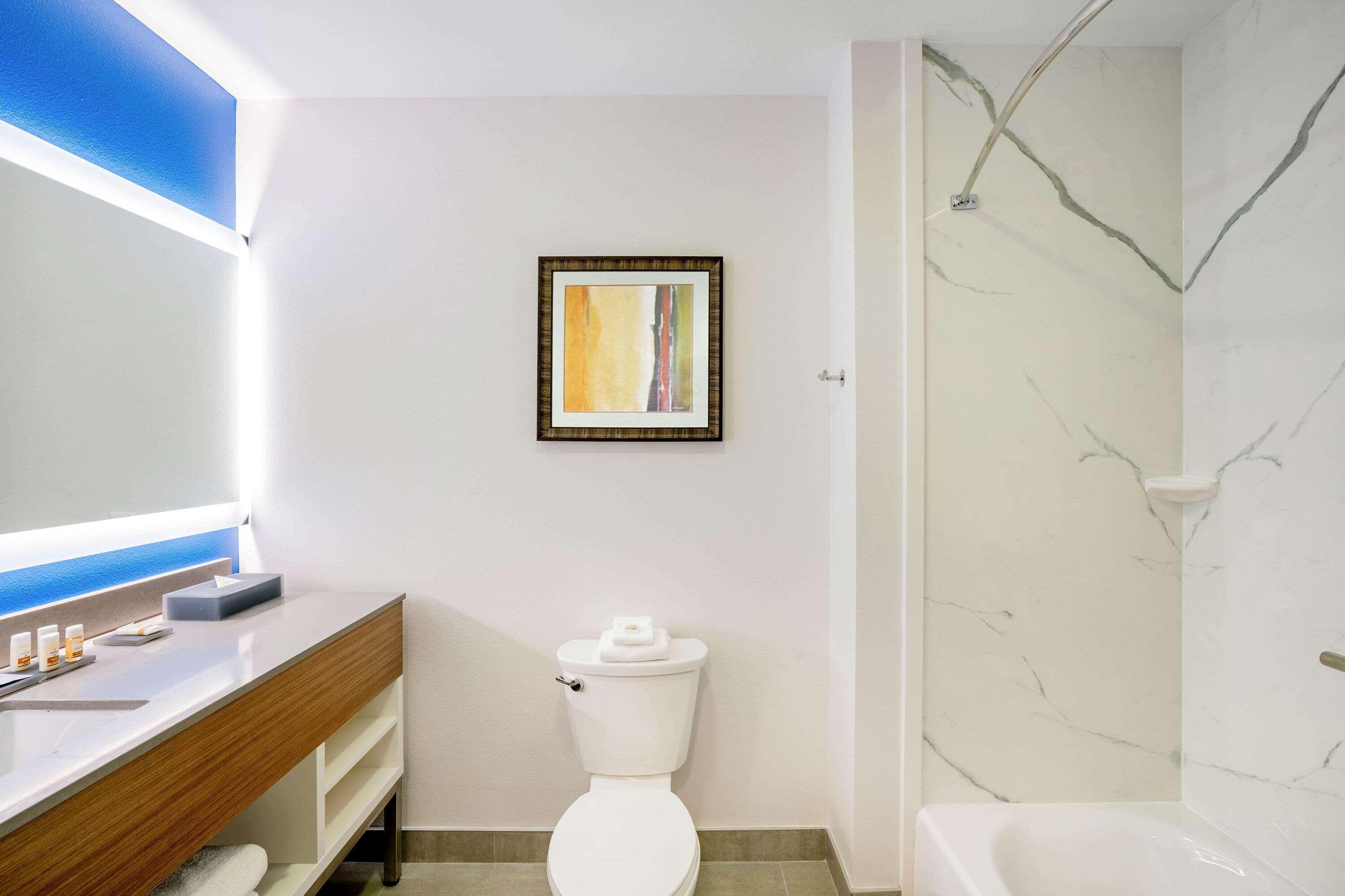 La Quinta Inn Suites By Wyndham Katy