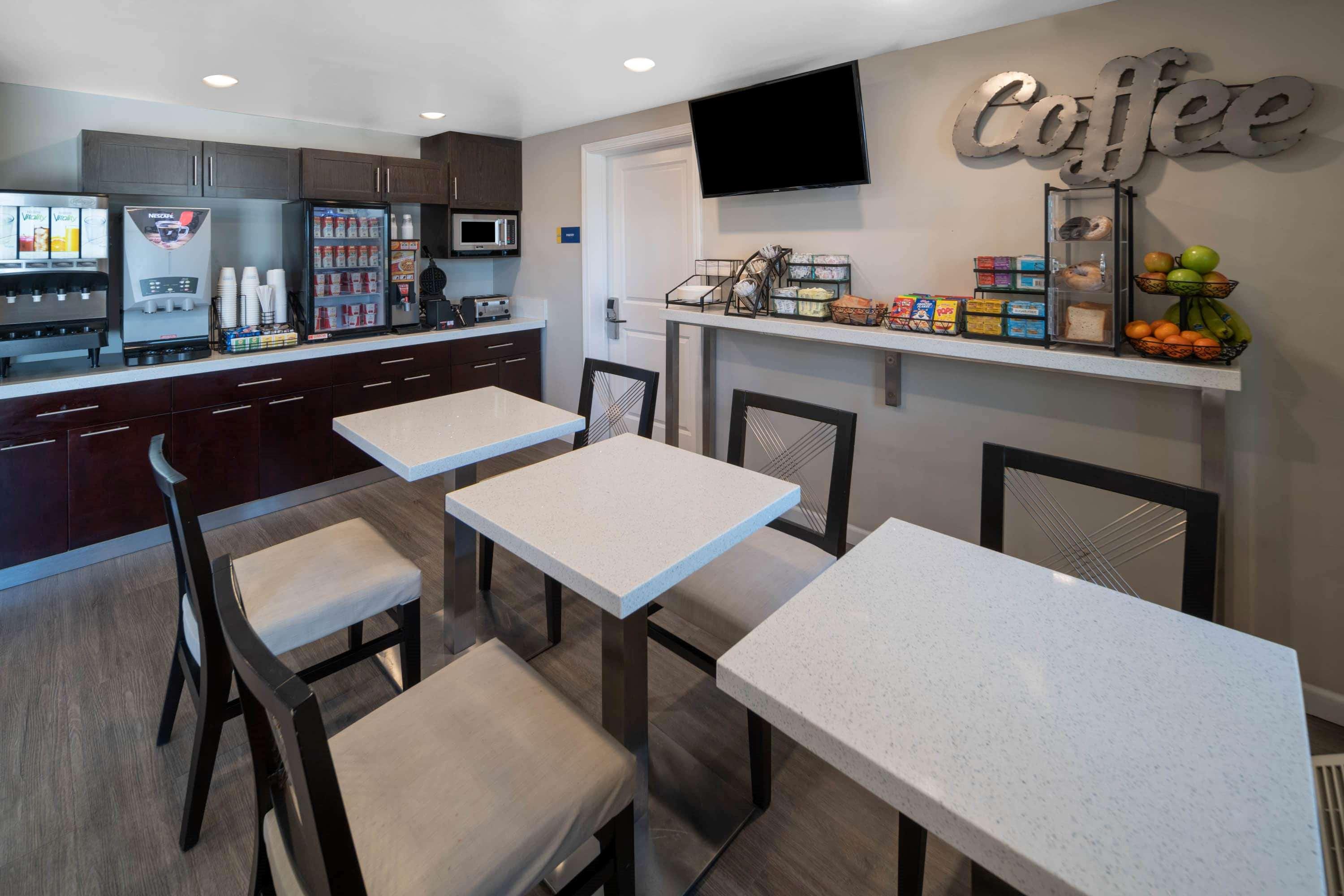 Days Inn By Wyndham Galt