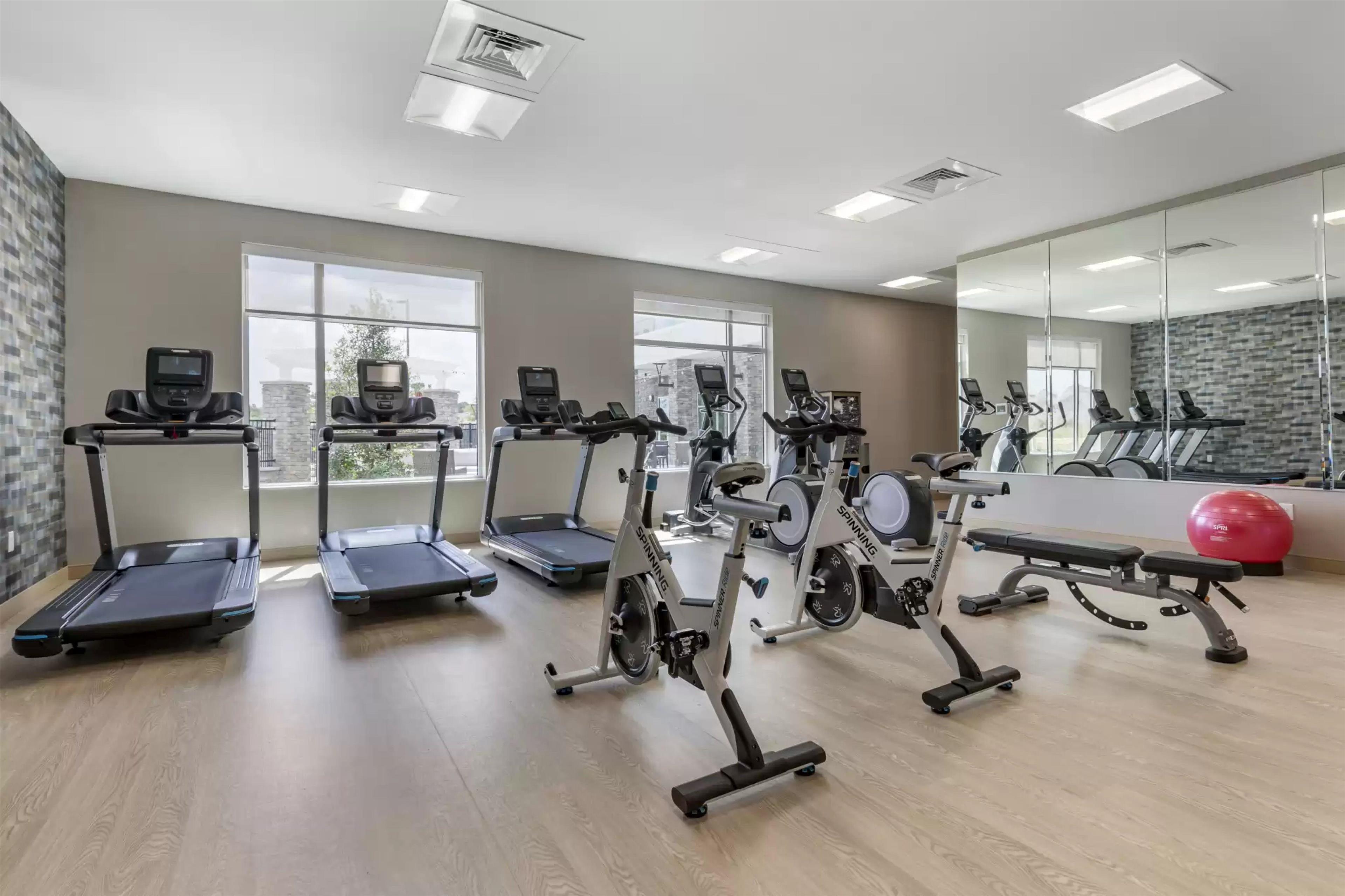 DoubleTree by Hilton Greenville Woodruff Road