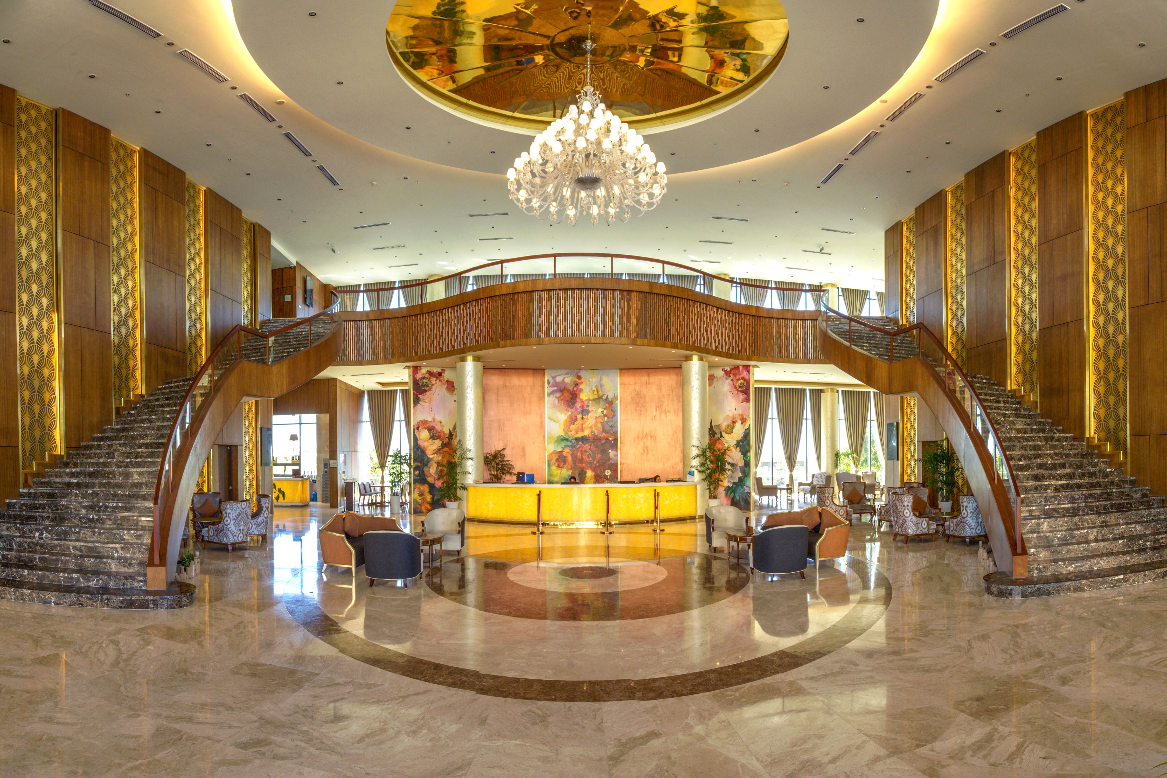 Wyndham Grand KN Paradise Cam Ranh