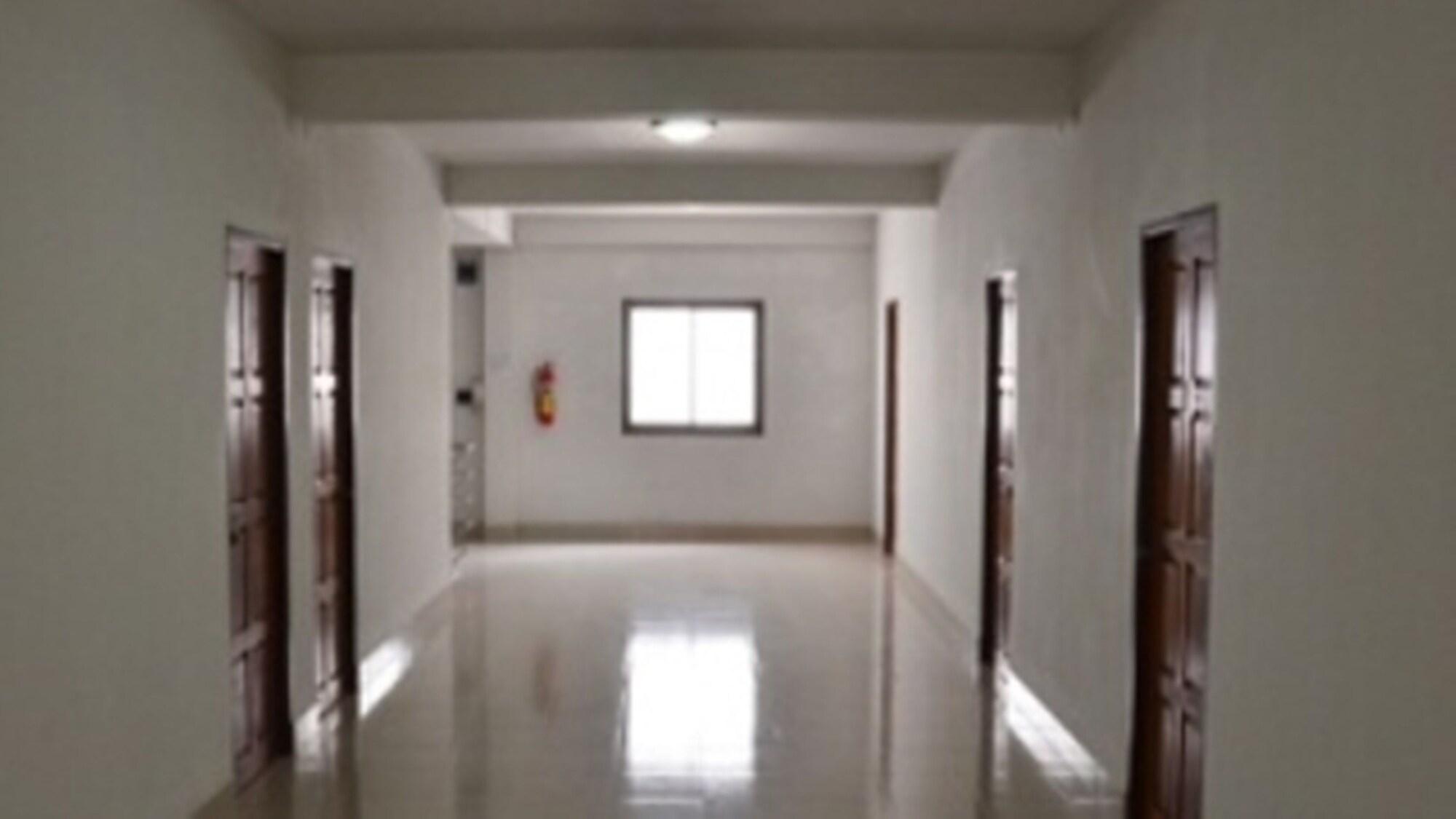 Yong Dee Apartment