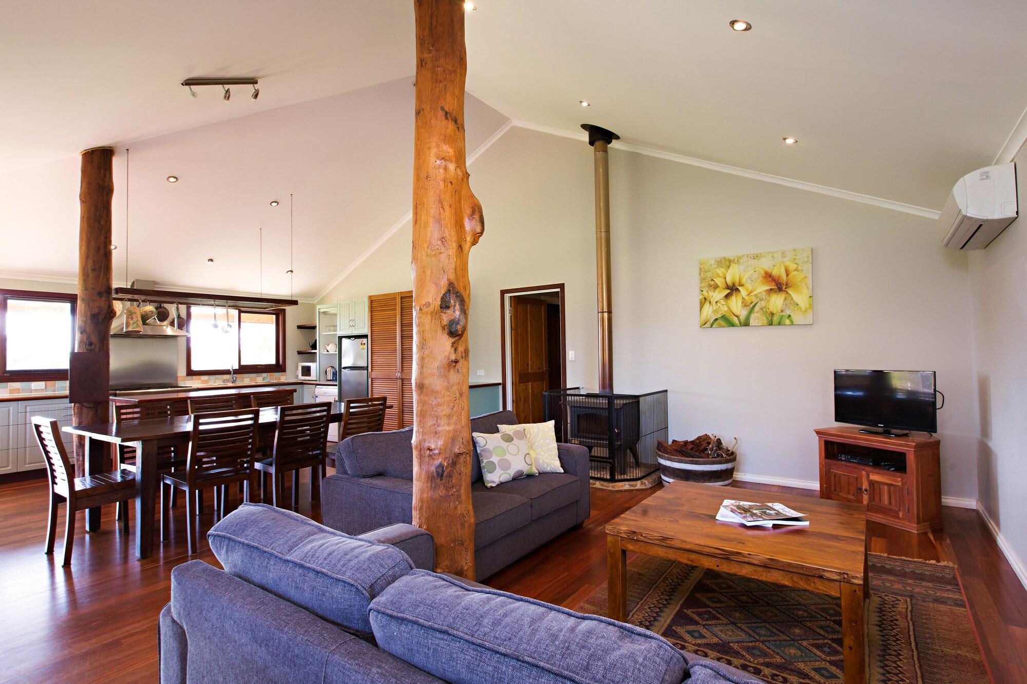 Wildwood Valley by null