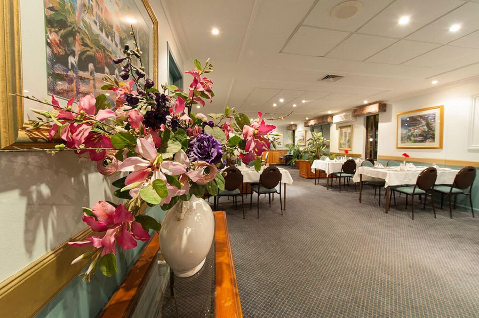 Garden City Motor Inn