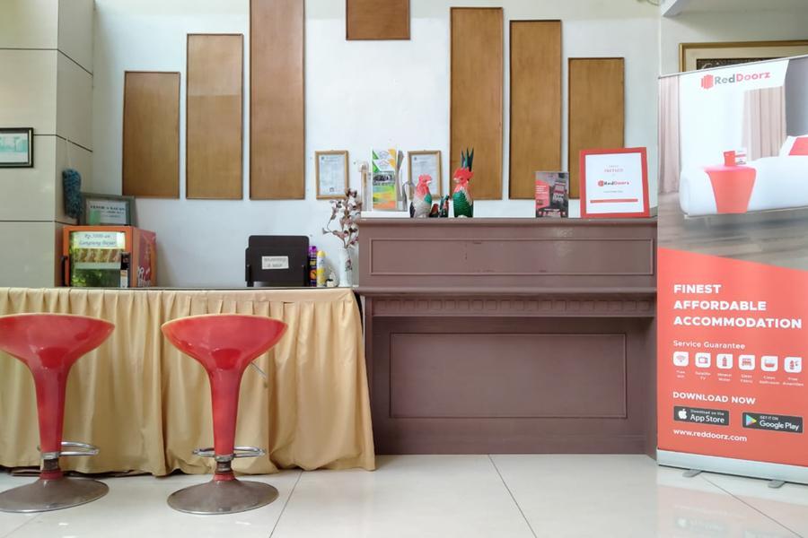 Formerly RedDoorz @ Hotel Surabaya Sumenep