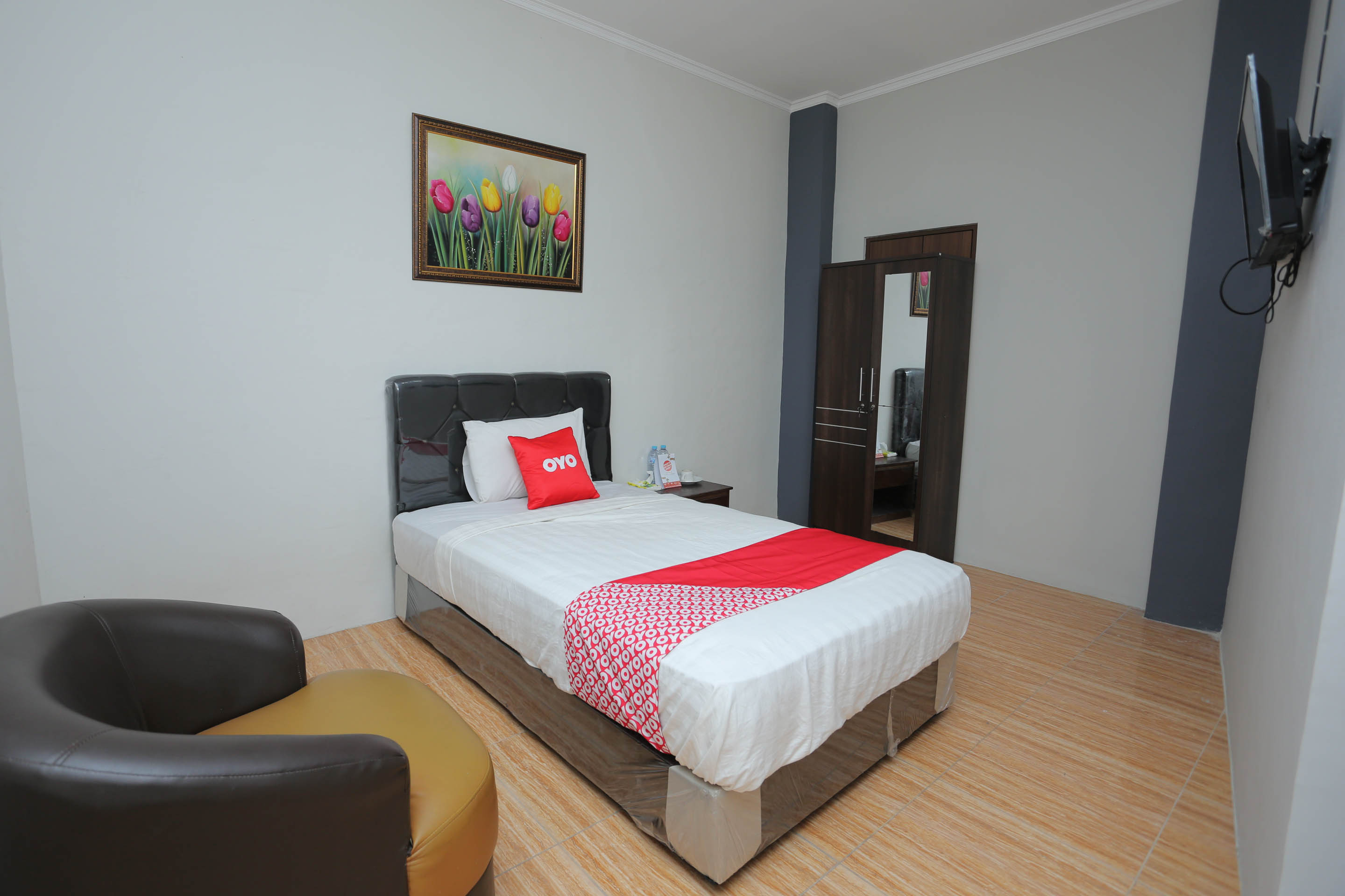 Oyo 1864 Tiara Guest House