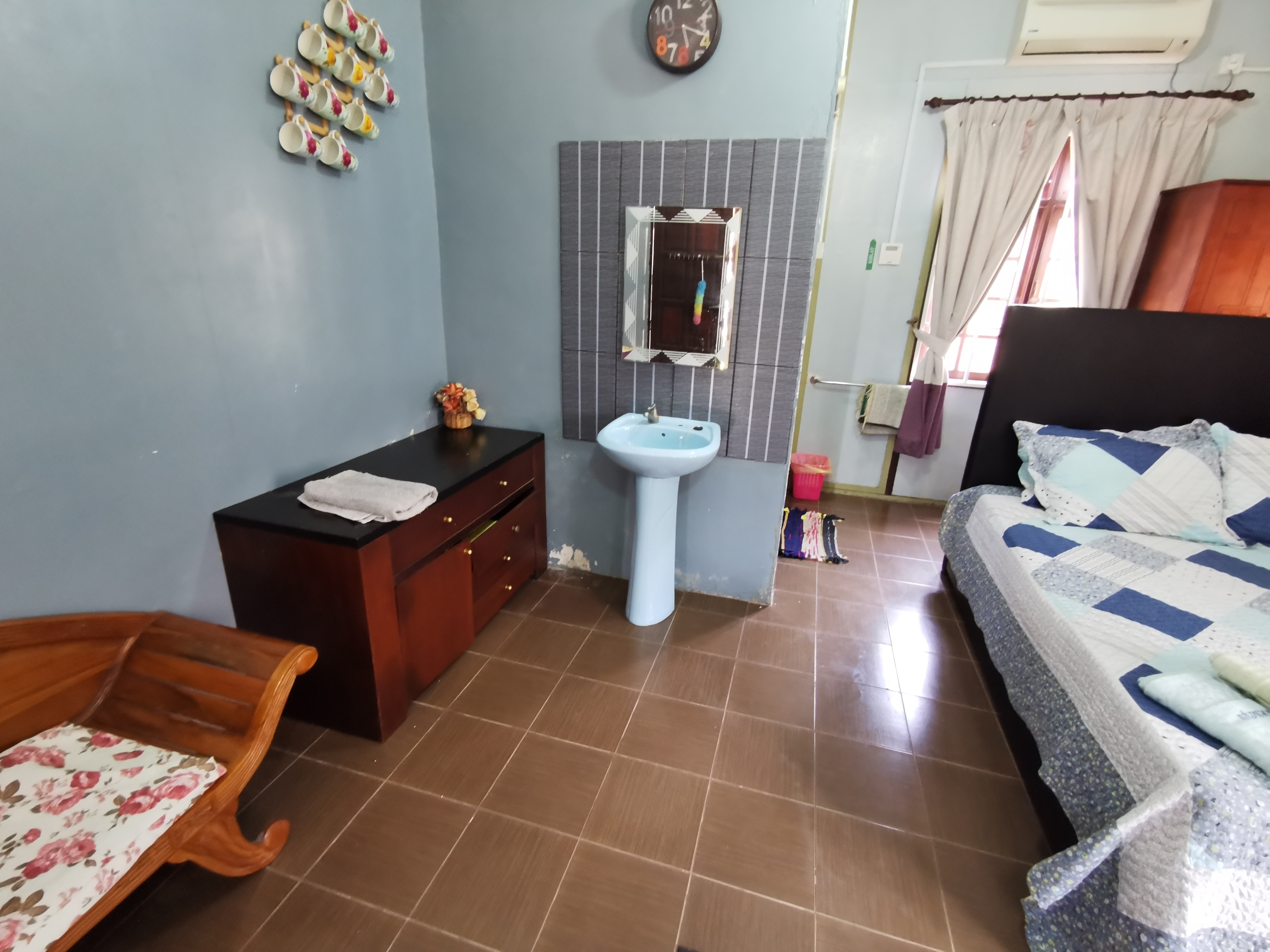 Oyo 89873 Nurbayu Chalet