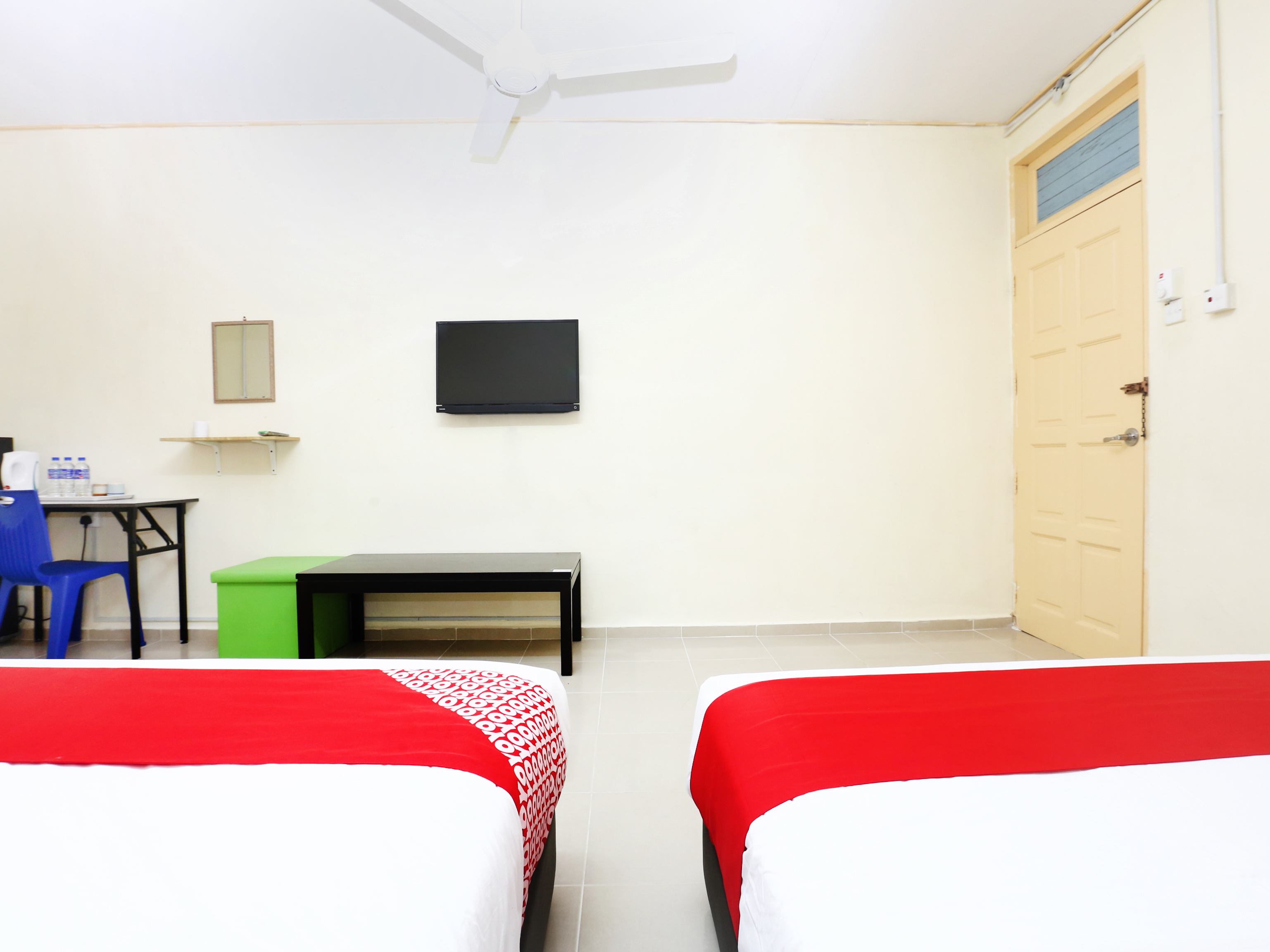 Super OYO 89640 Hotel Pelangi Marang
