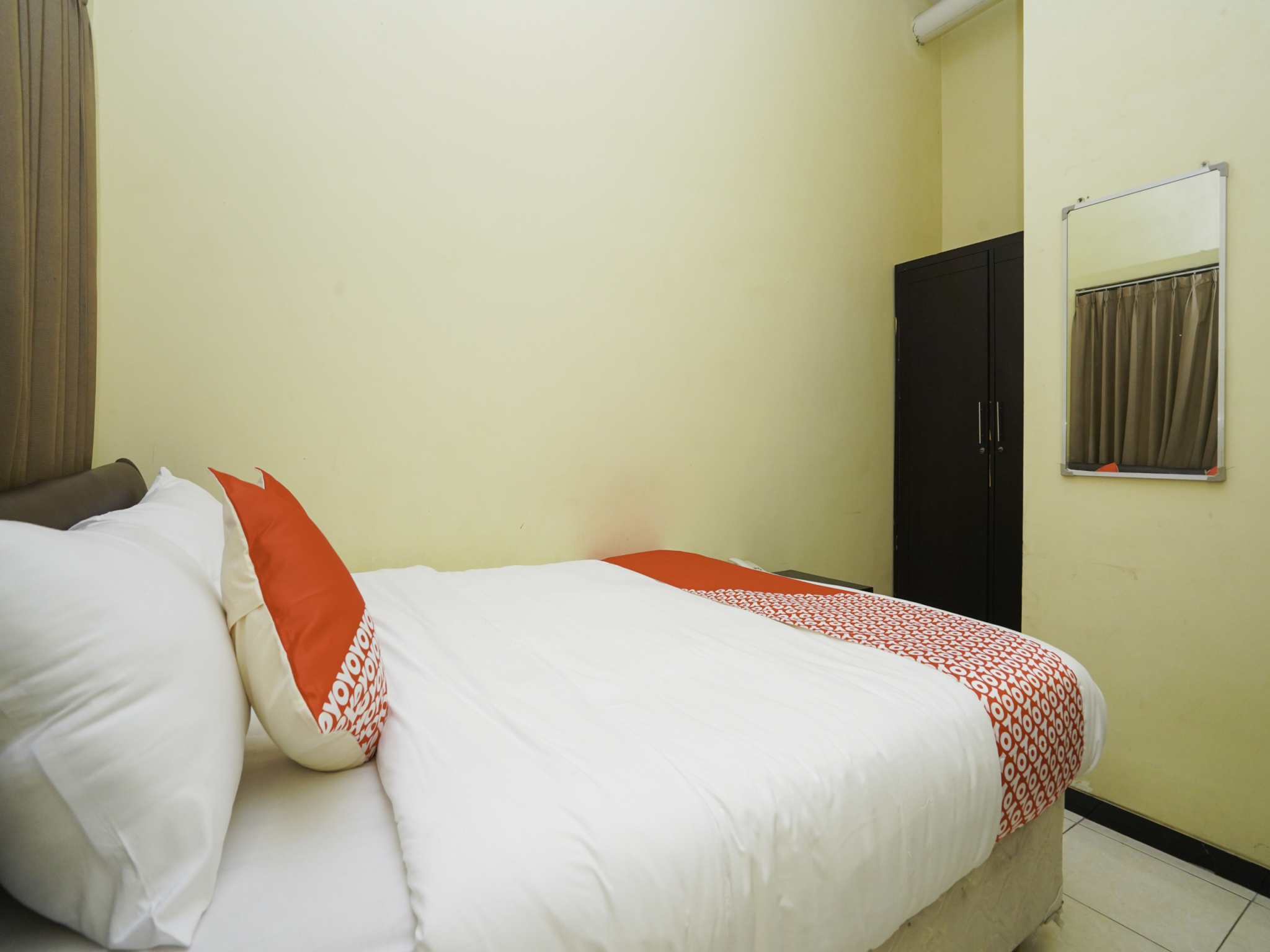 Oyo 2902 Graha 18