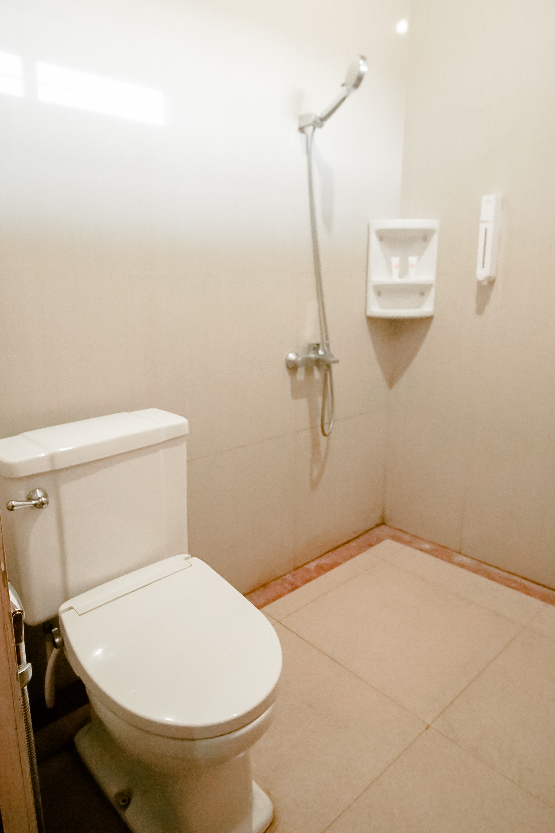 Tirtasari Nice Guesthouse
