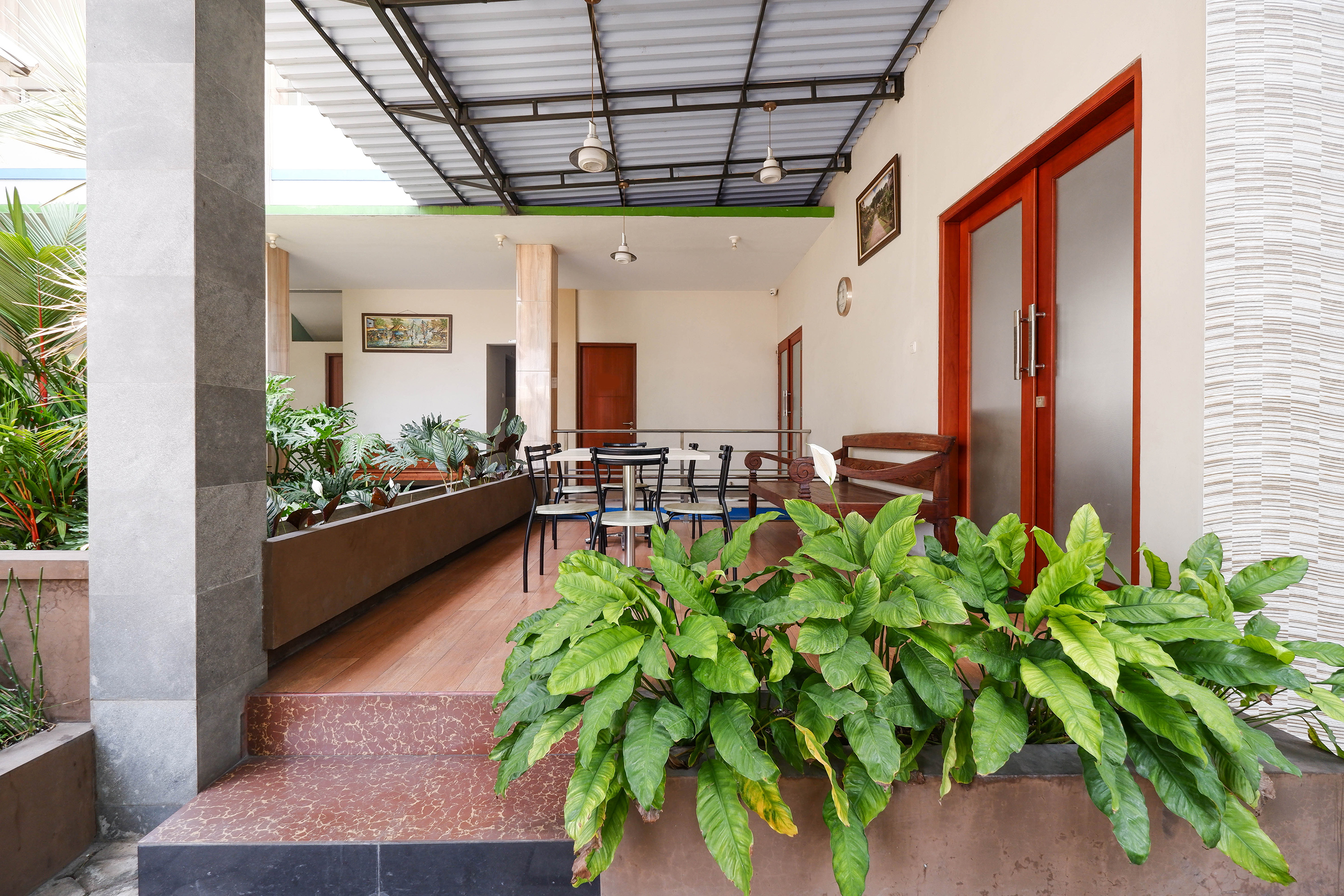 Mawar Indah Hotel