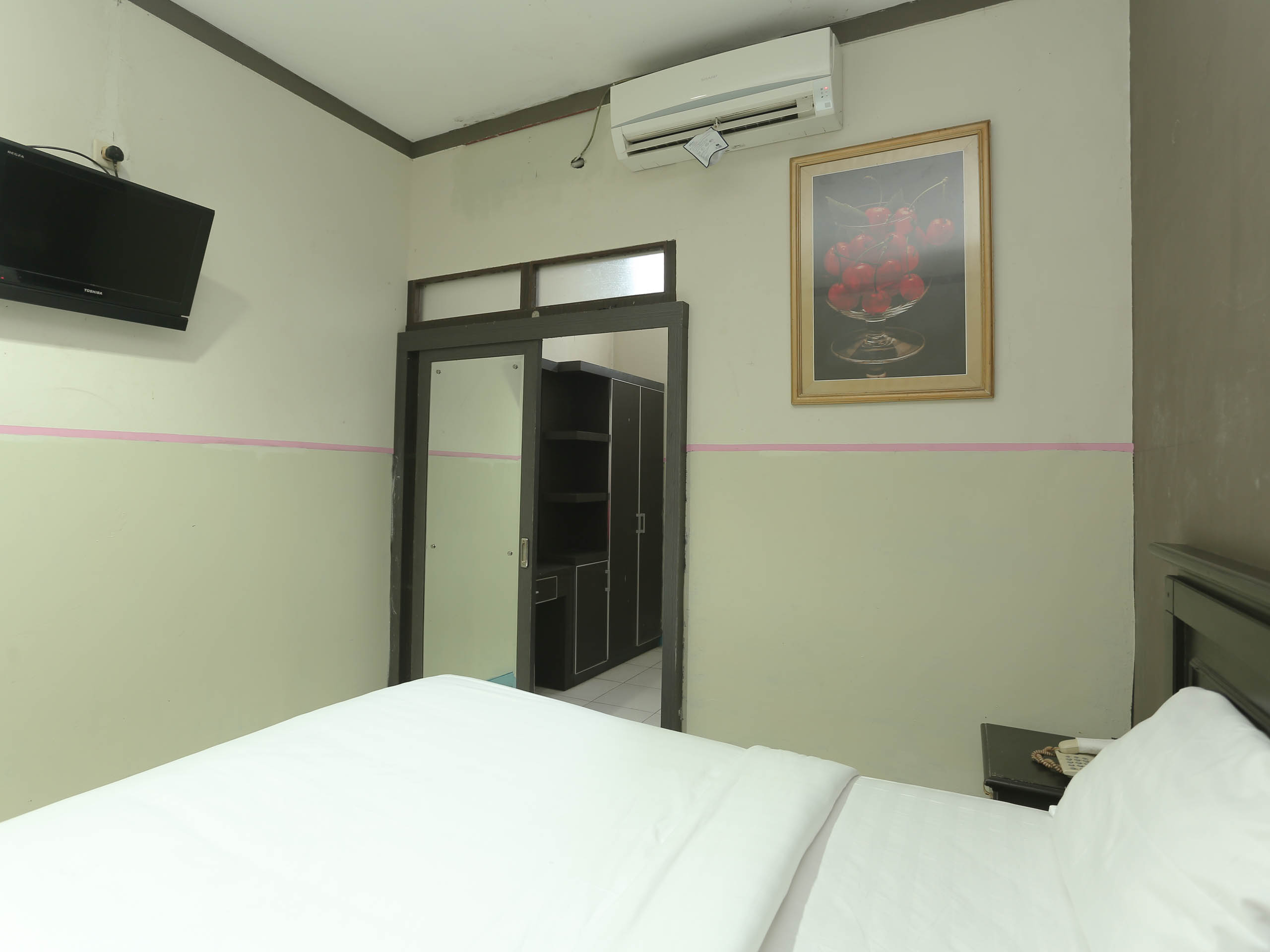2057 Hotel Kharisma