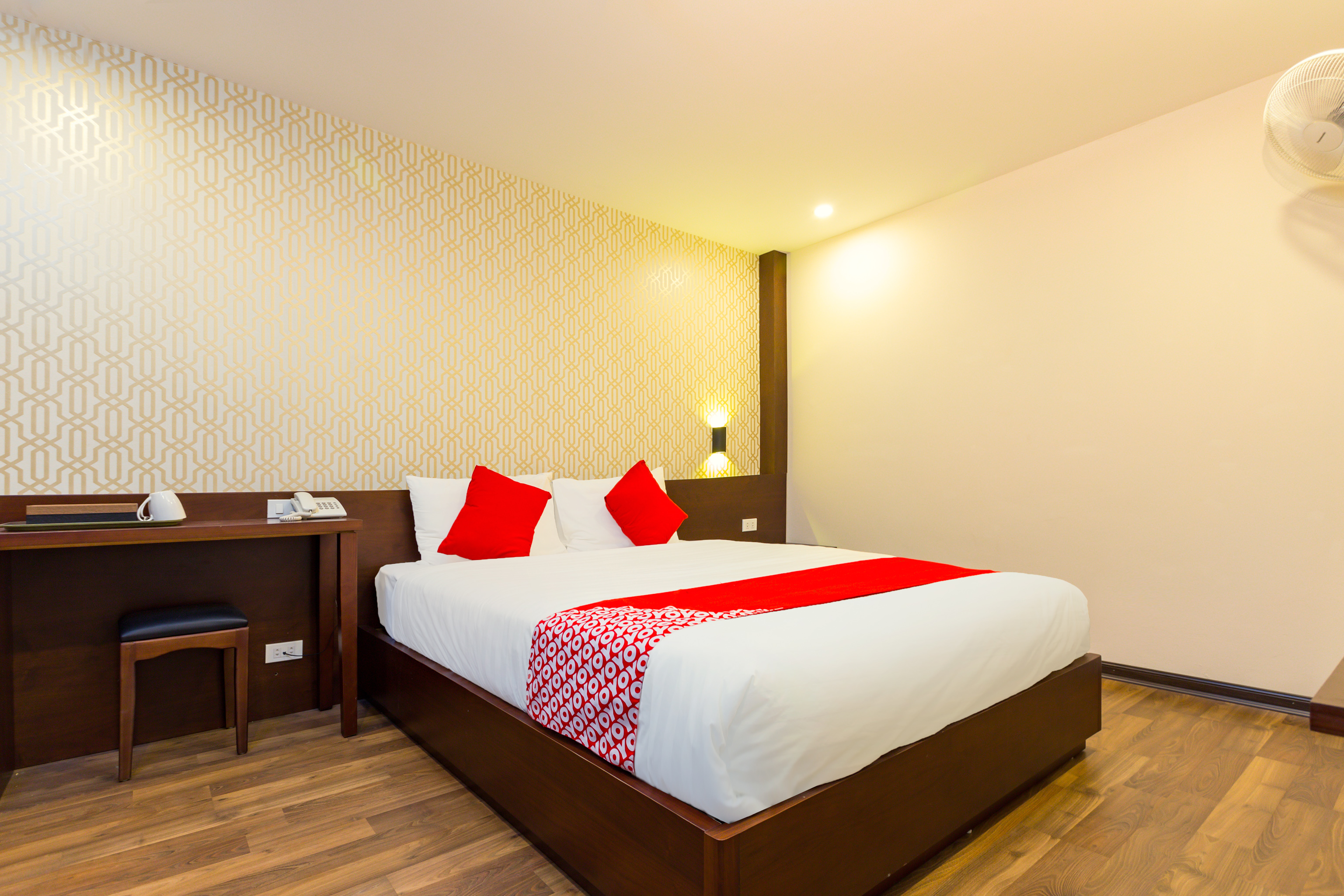 Oyo 930 Thang Long Hotel