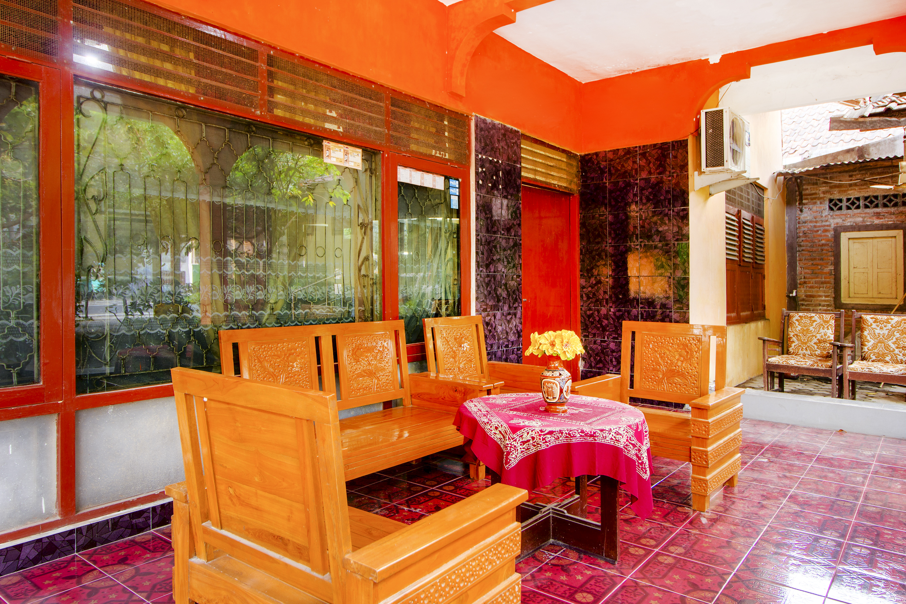 Super OYO 1788 House 24