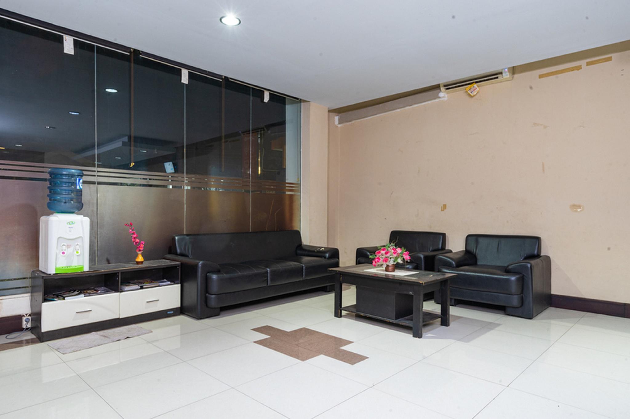 Formerly RedDoorz near Bahu Mall Manado