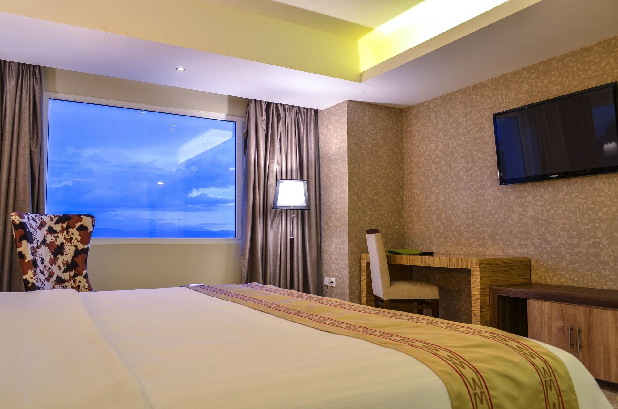 GRAND ALLISON HOTEL by null