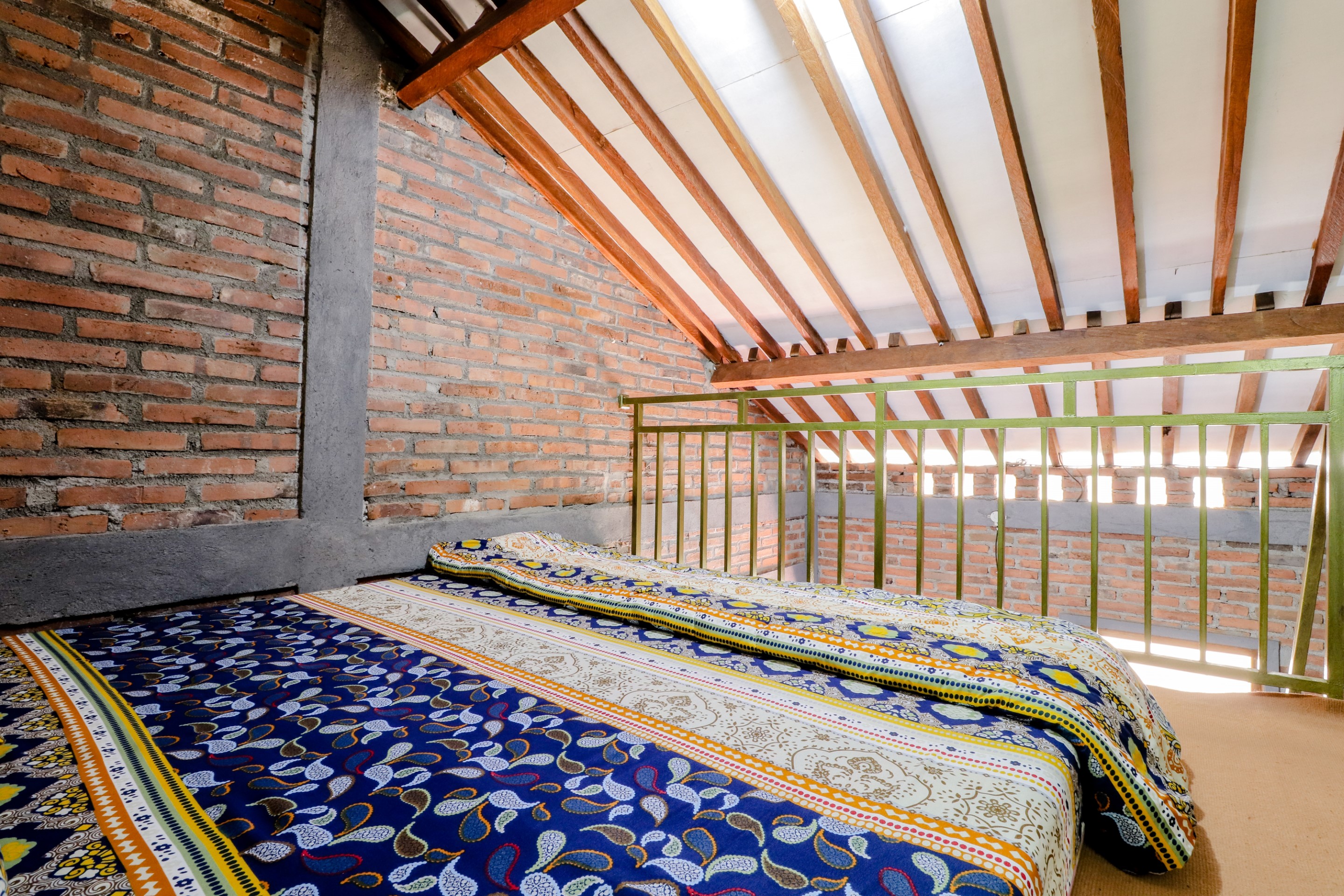 D Hasinda Homestay by ZUZU