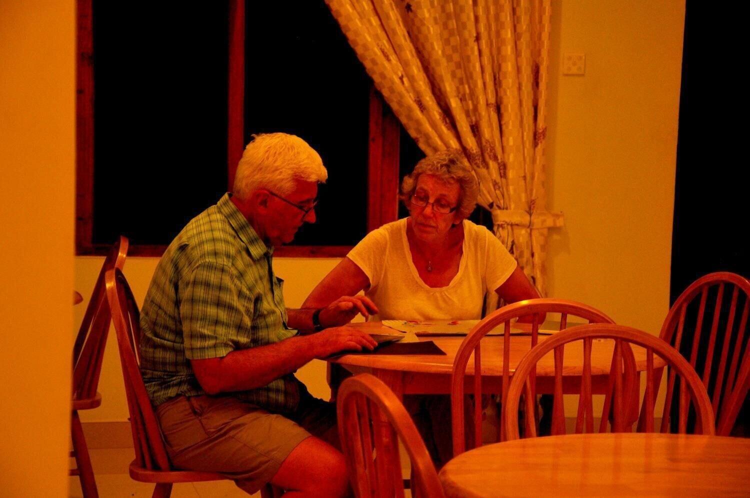 London Palace by null