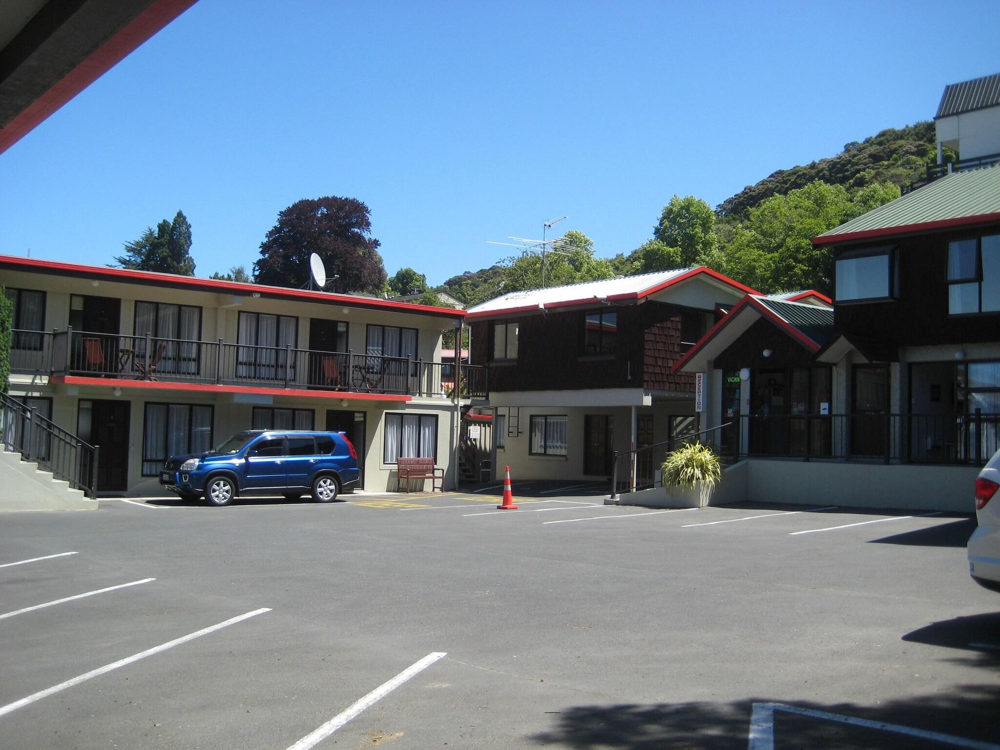 755 Regal Court Motel Dunedin by null