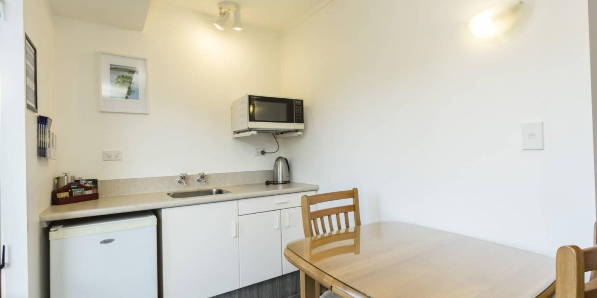 755 Regal Court Motel Dunedin by null