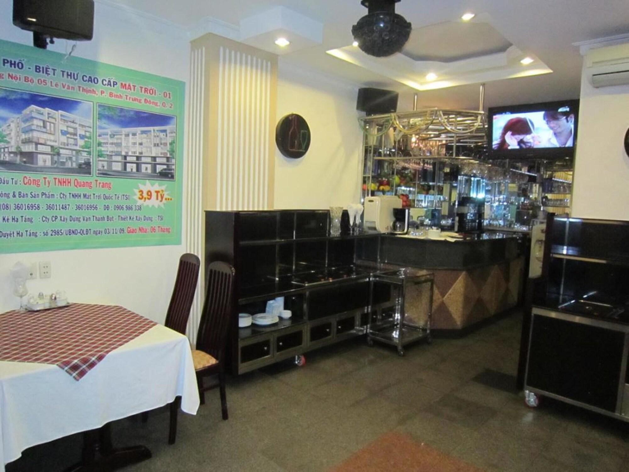 The Sun Hotel
