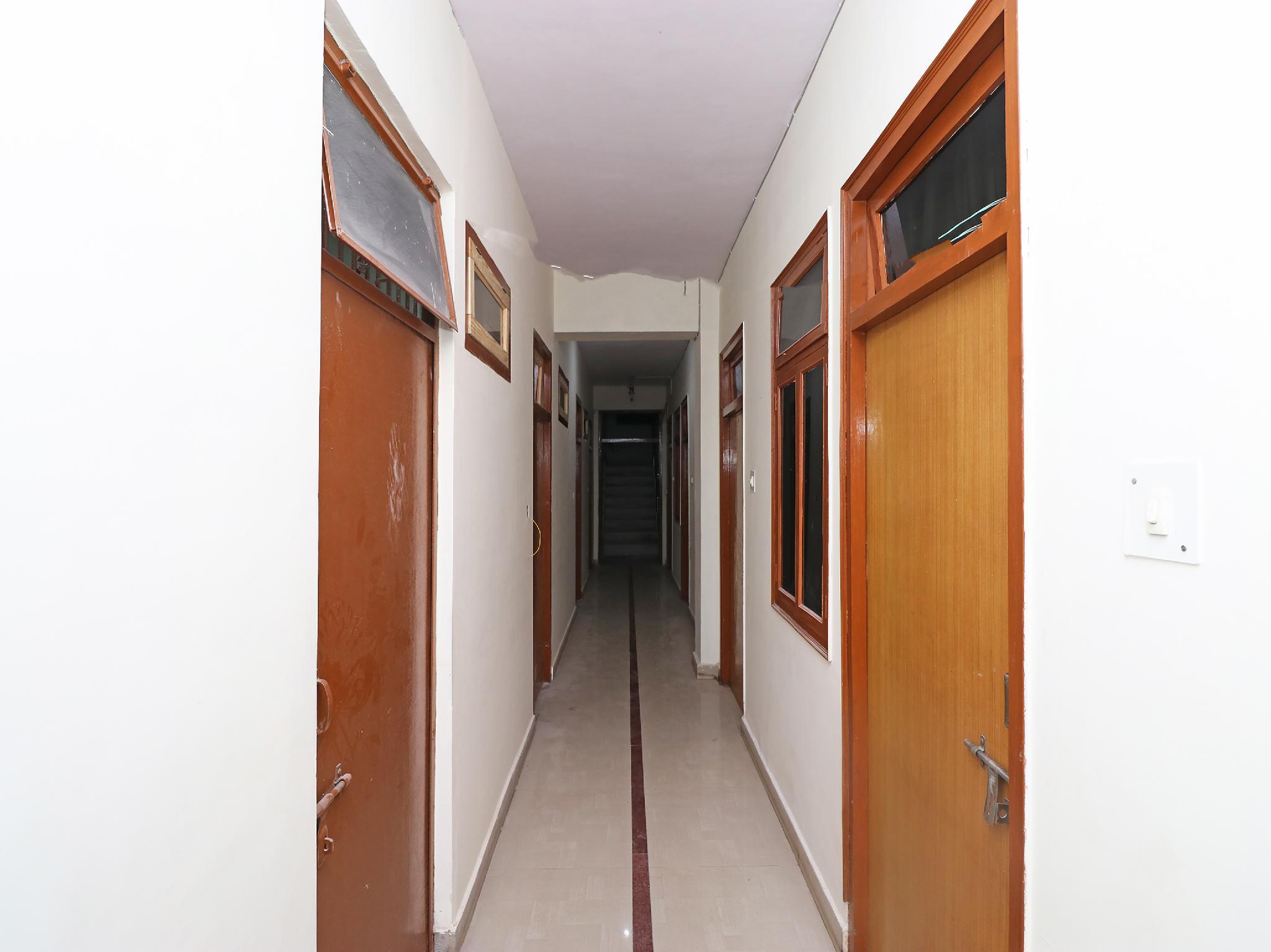 Oyo 30907 Hotel Big Bell