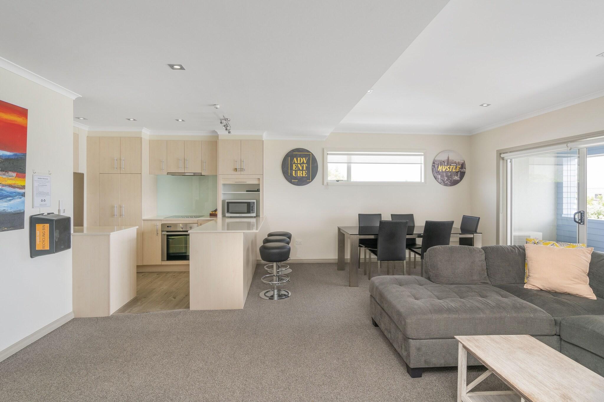 Crowsnest Apartments