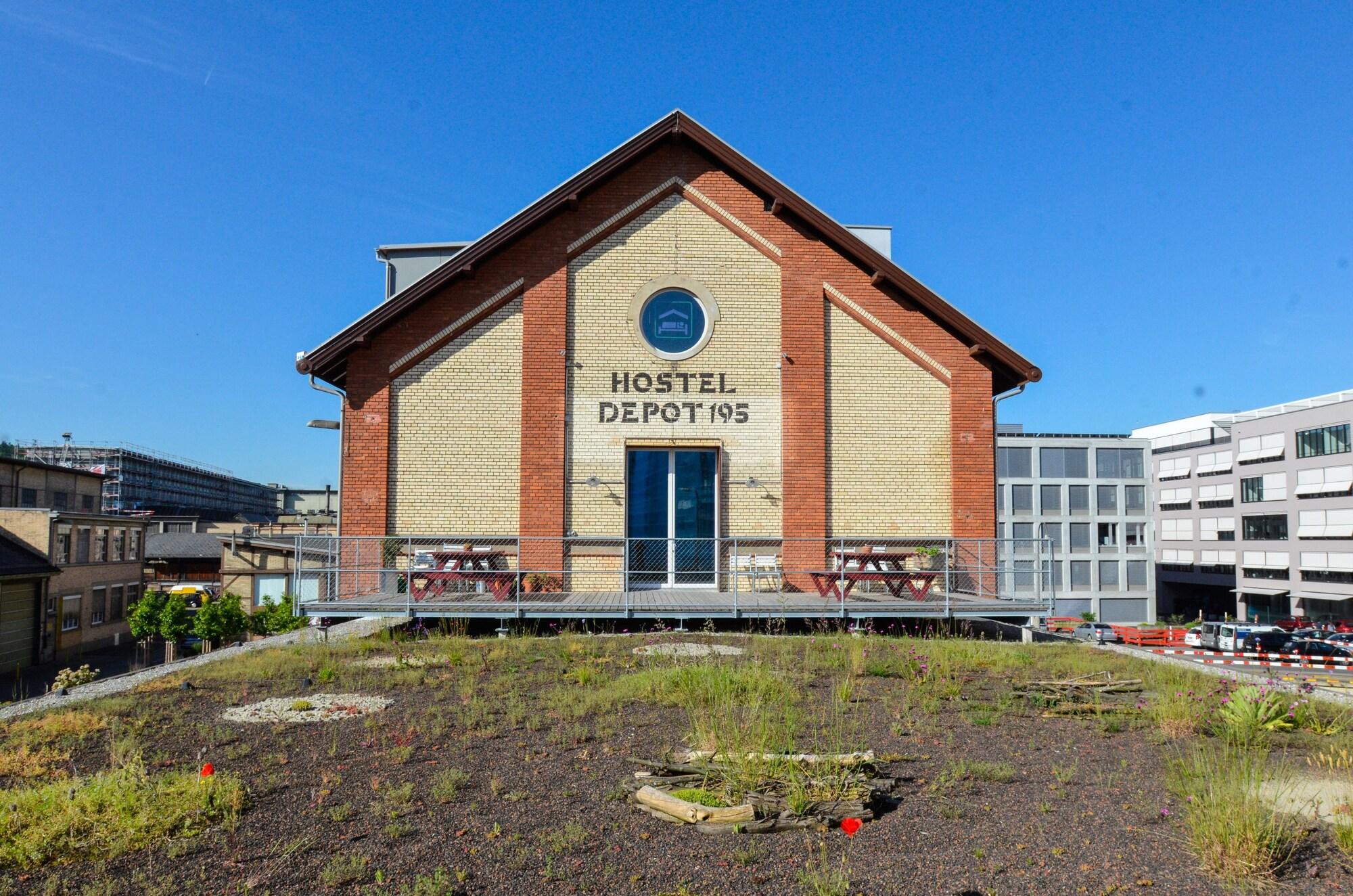Depot 195 - Hostel Winterthur by null