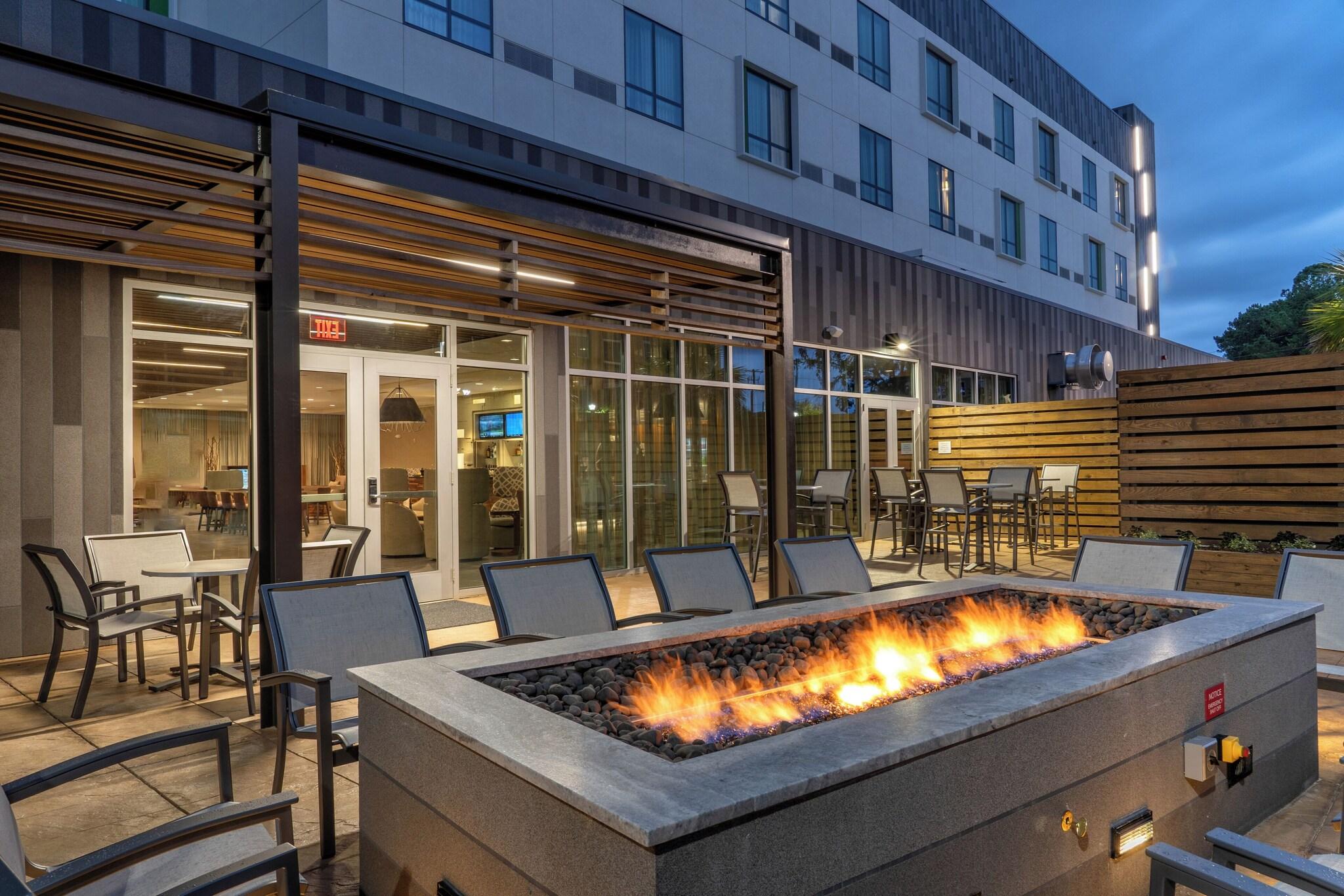 Courtyard By Marriott Charleston North Charleston