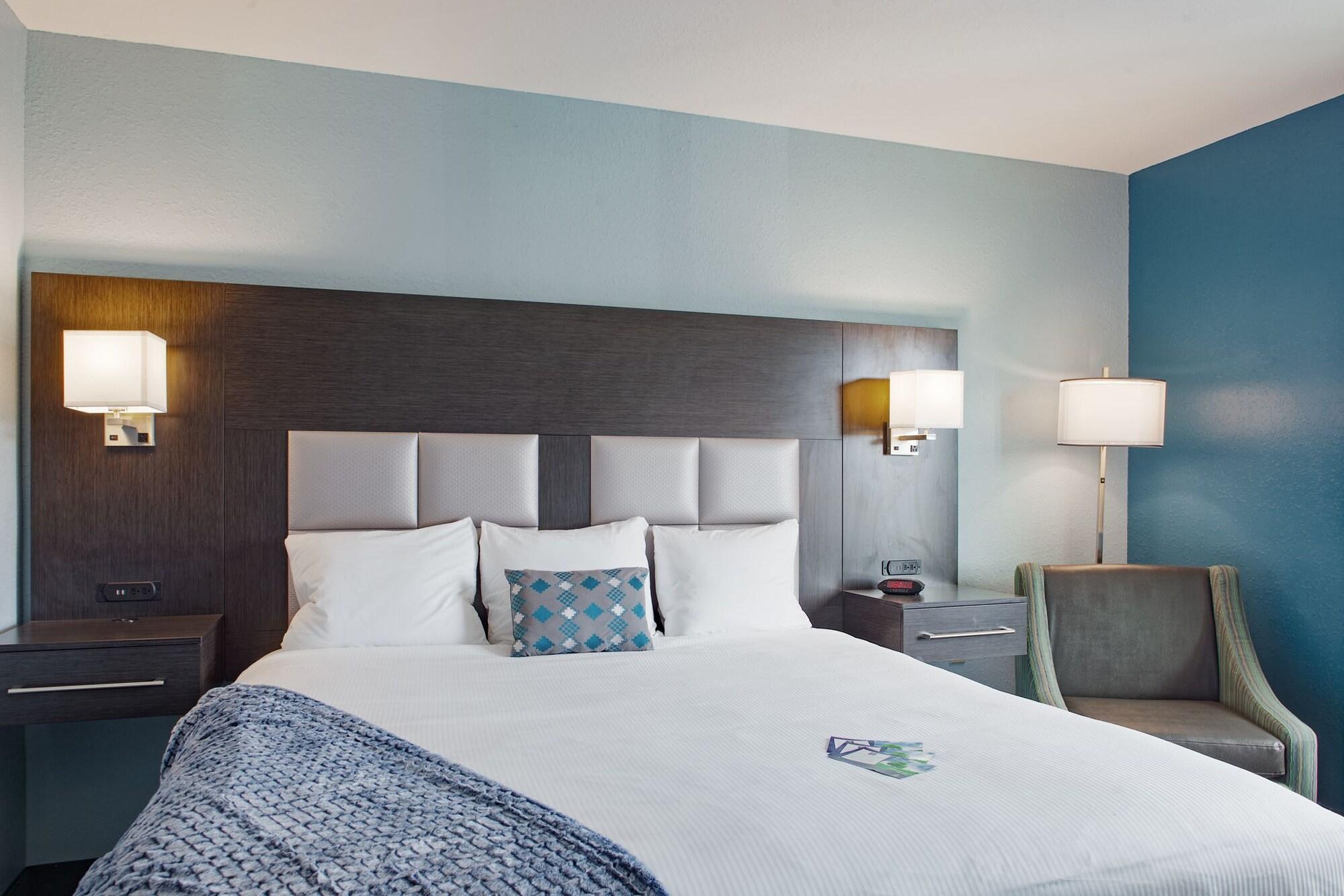 Iris Garden Inn