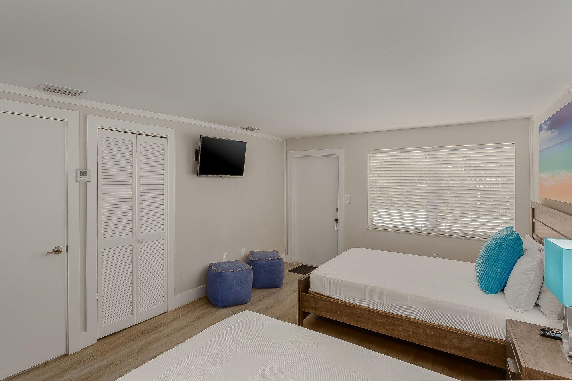 Drift Hotel