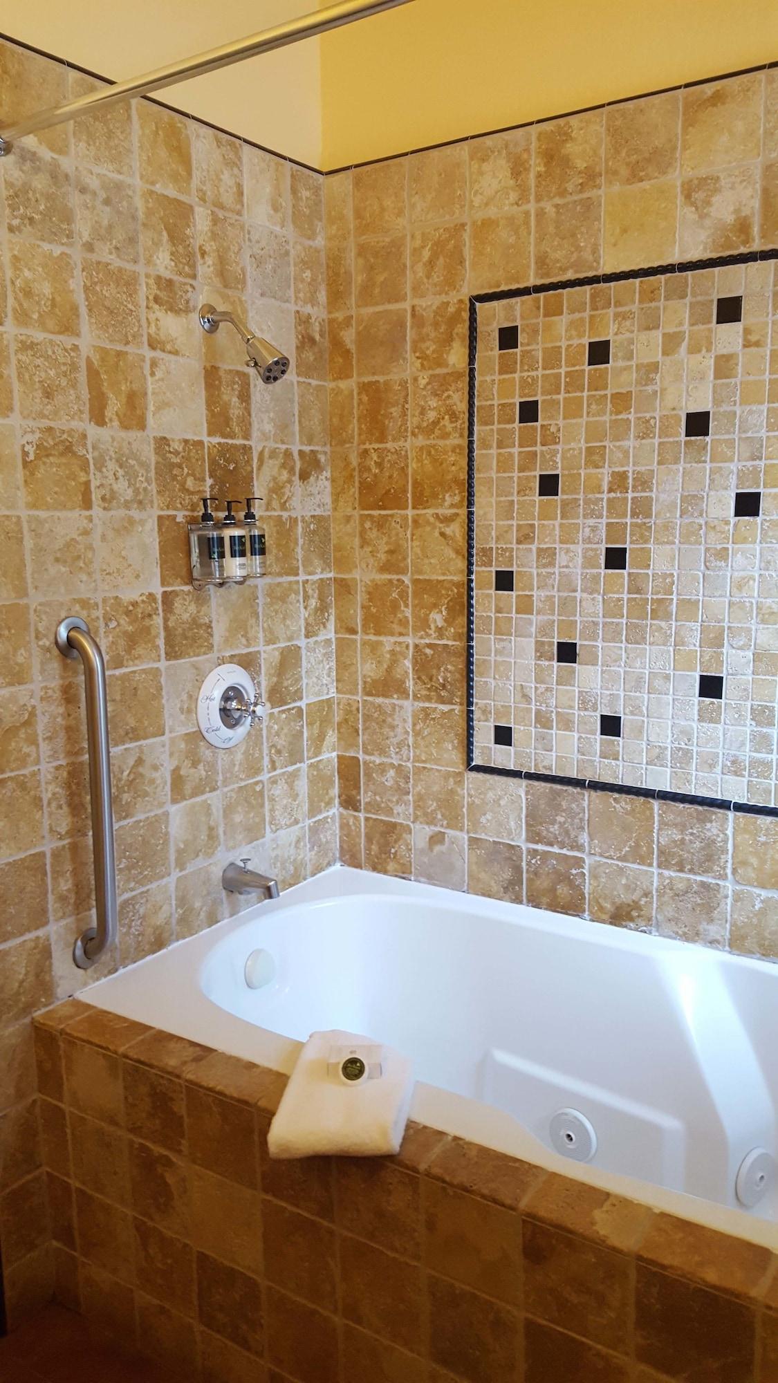 Maison Fleurie, A Four Sisters Inn by null