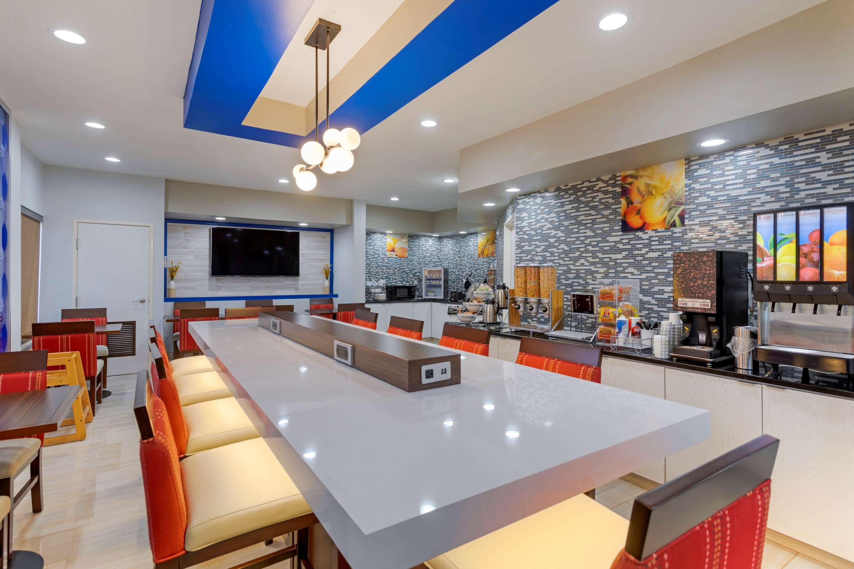 Comfort Inn & Suites Memphis