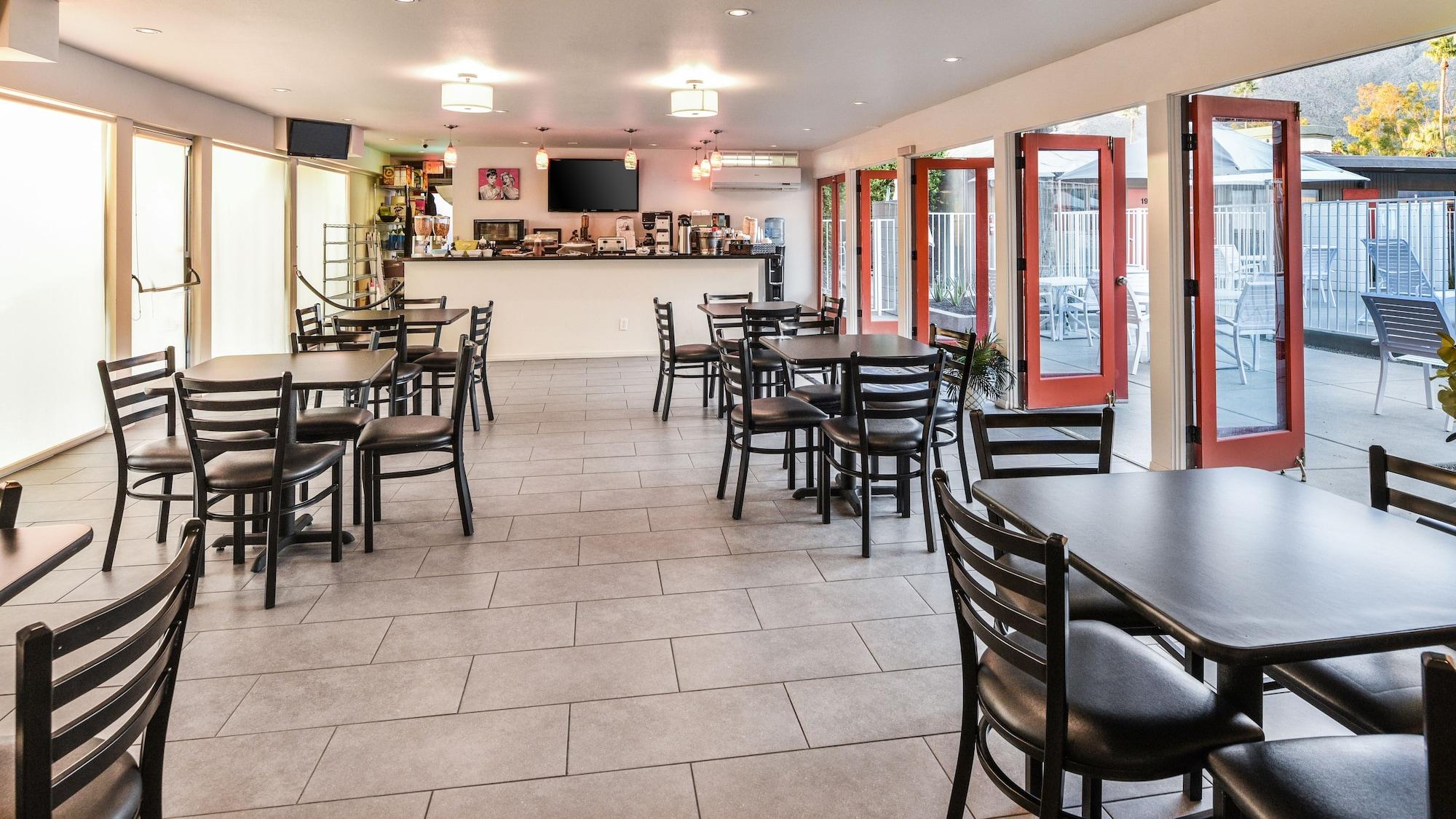 The Skylark - a Palm Springs Hotel by null