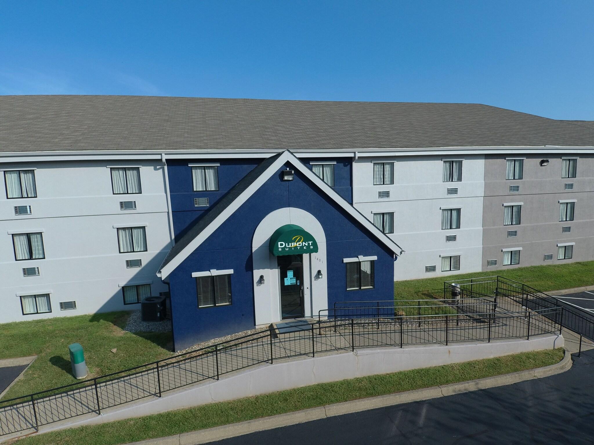 DuPont Suites