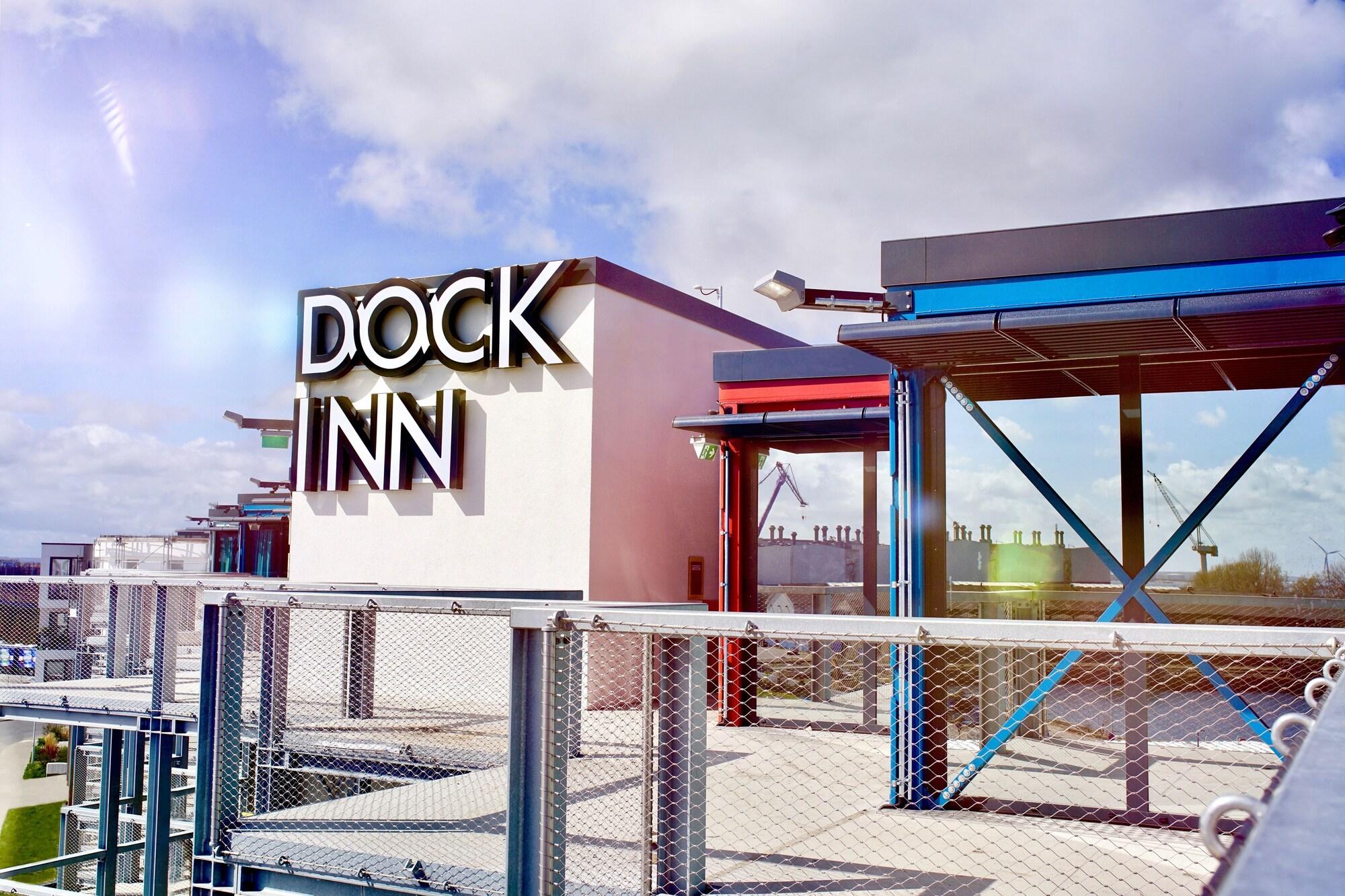 DOCK INN Hostel Warnemünde by null