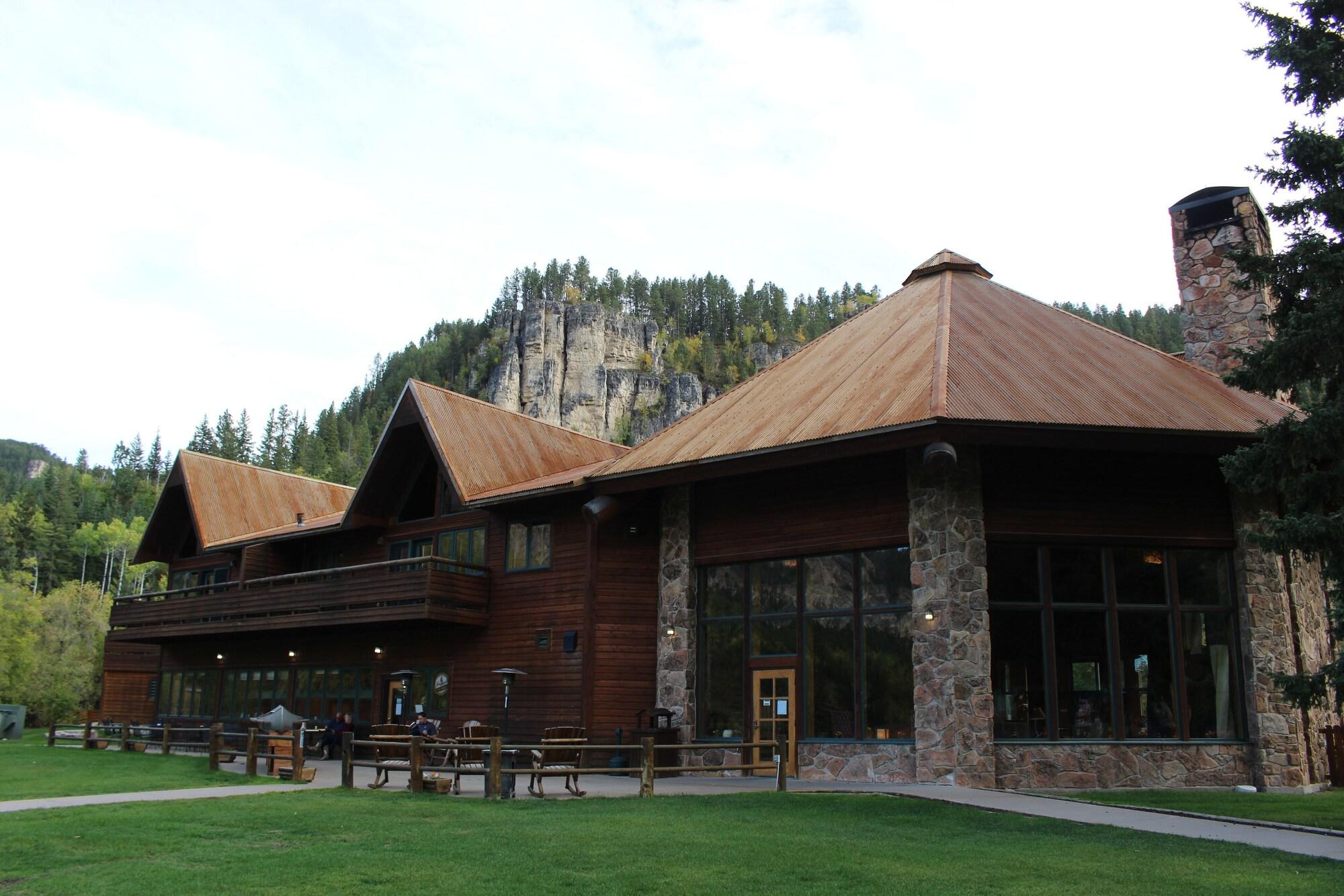 Spearfish Canyon Lodge by null